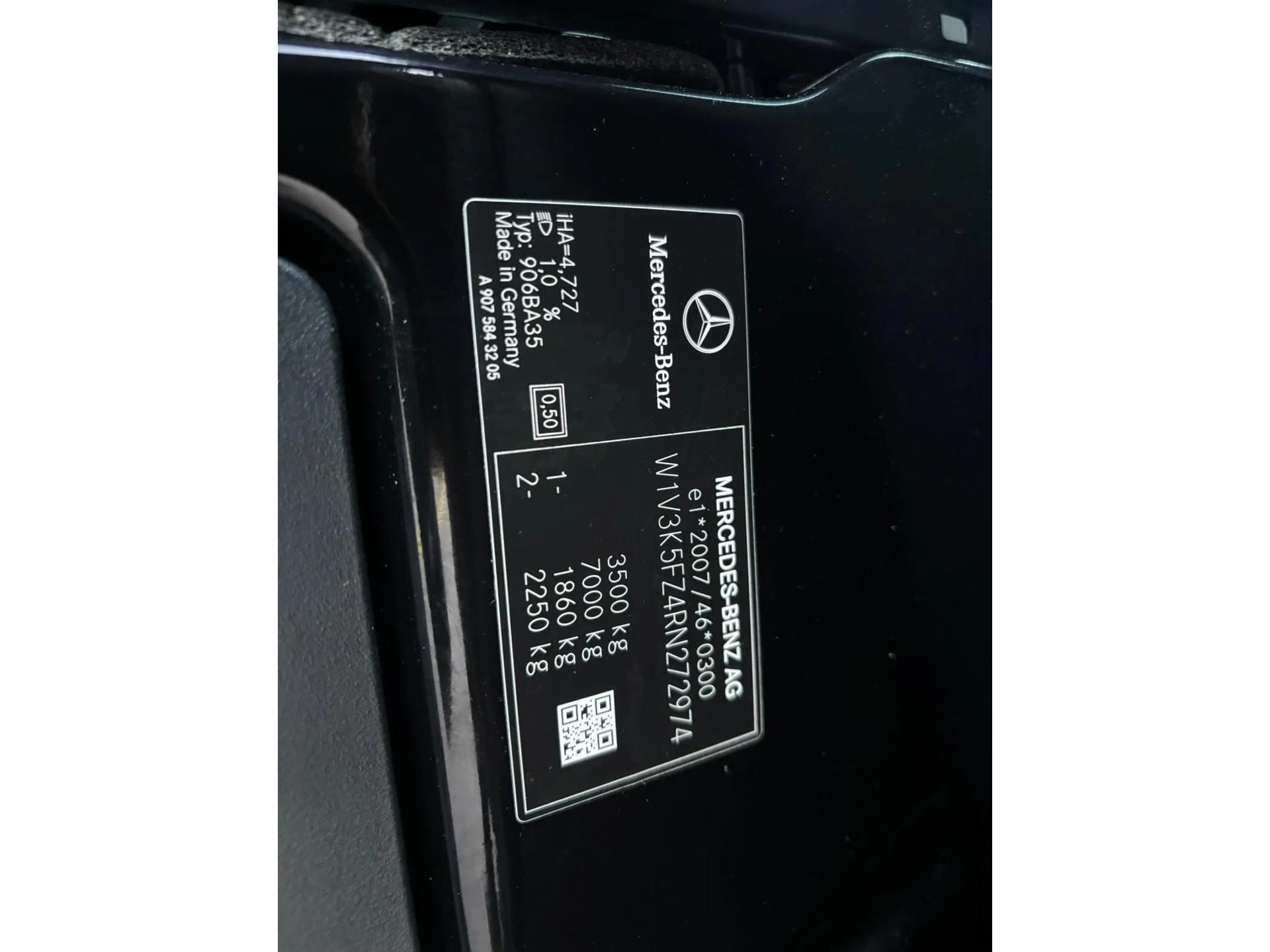 Foto 14 van Mercedes-Benz 317CDI Dubbelcabine Openlaadbak Airco 3500KG Trekhaak 174.00KM BPM VRIJ 10 x op voorraad