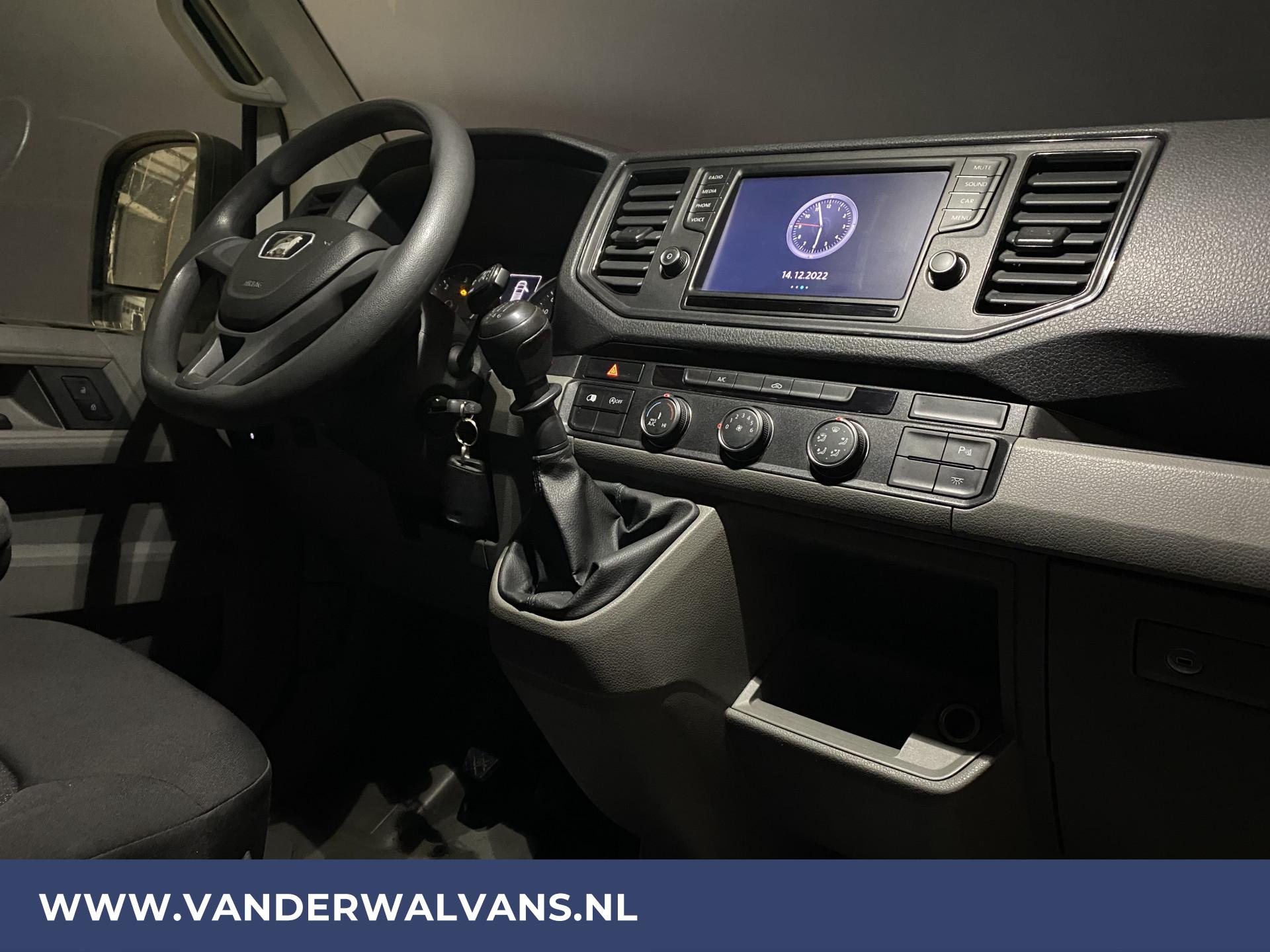 Foto 13 van MAN 3.140 L4H3 (oude L3H2) 140pk Euro6 Airco | Camera | Apple Carplay
