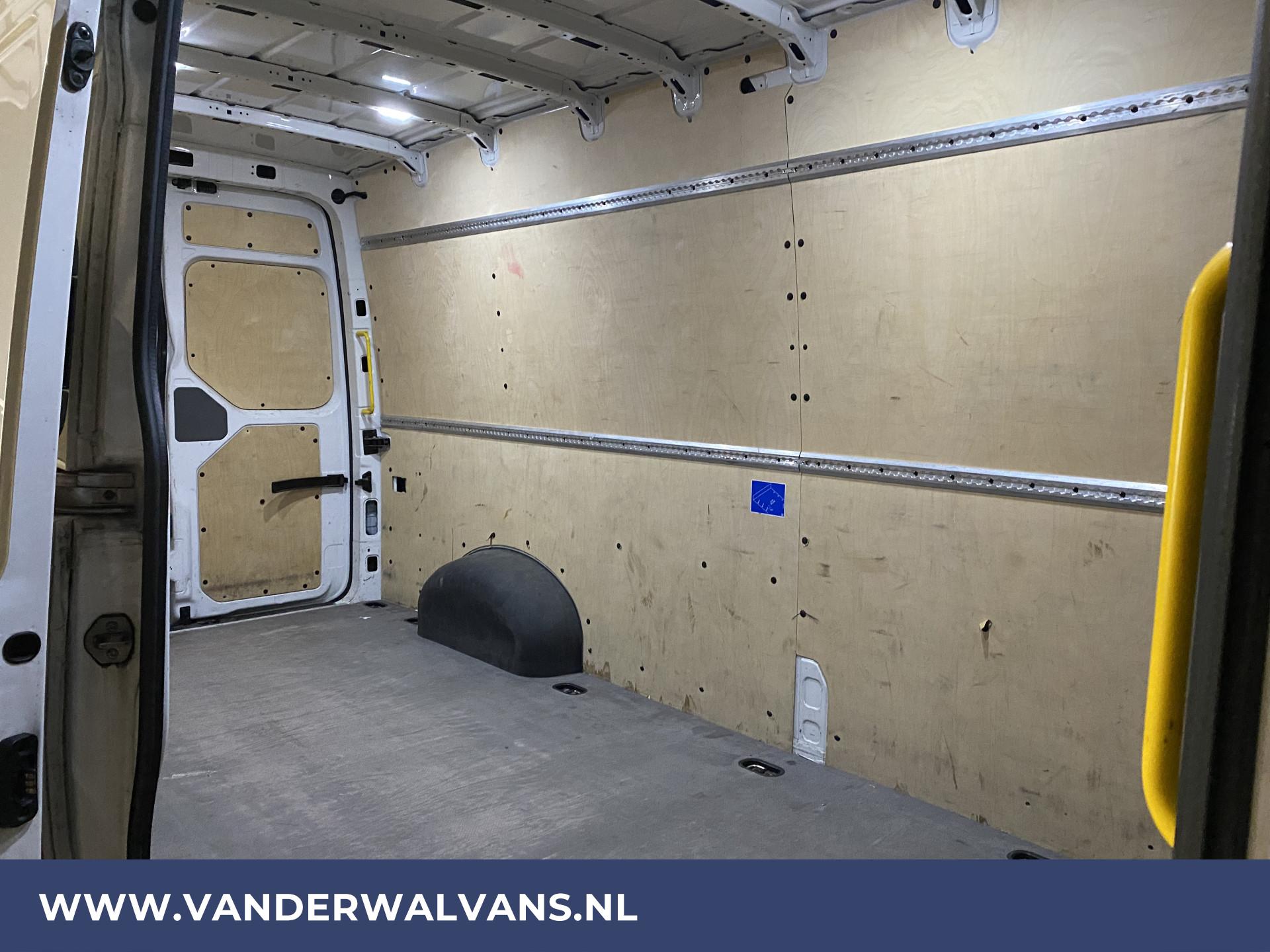 Foto 9 van MAN 3.140 L4H3 (oude L3H2) 140pk Euro6 Airco | Camera | Apple Carplay