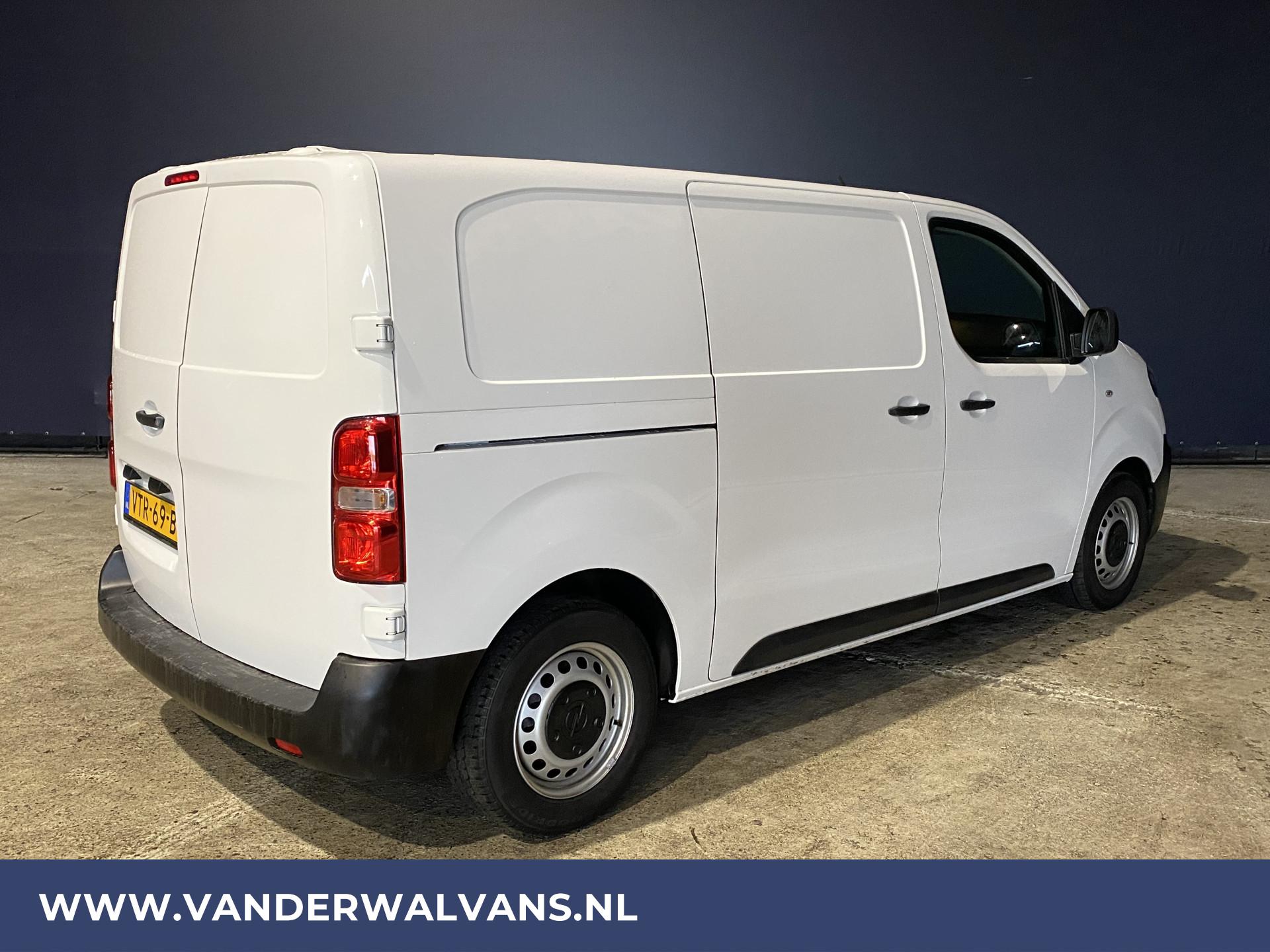 Foto 13 van Opel Vivaro 1.5 CDTI L2H1 Euro6 Airco | Cruisecontrol | Bluetooth-telefoonvoorbereiding