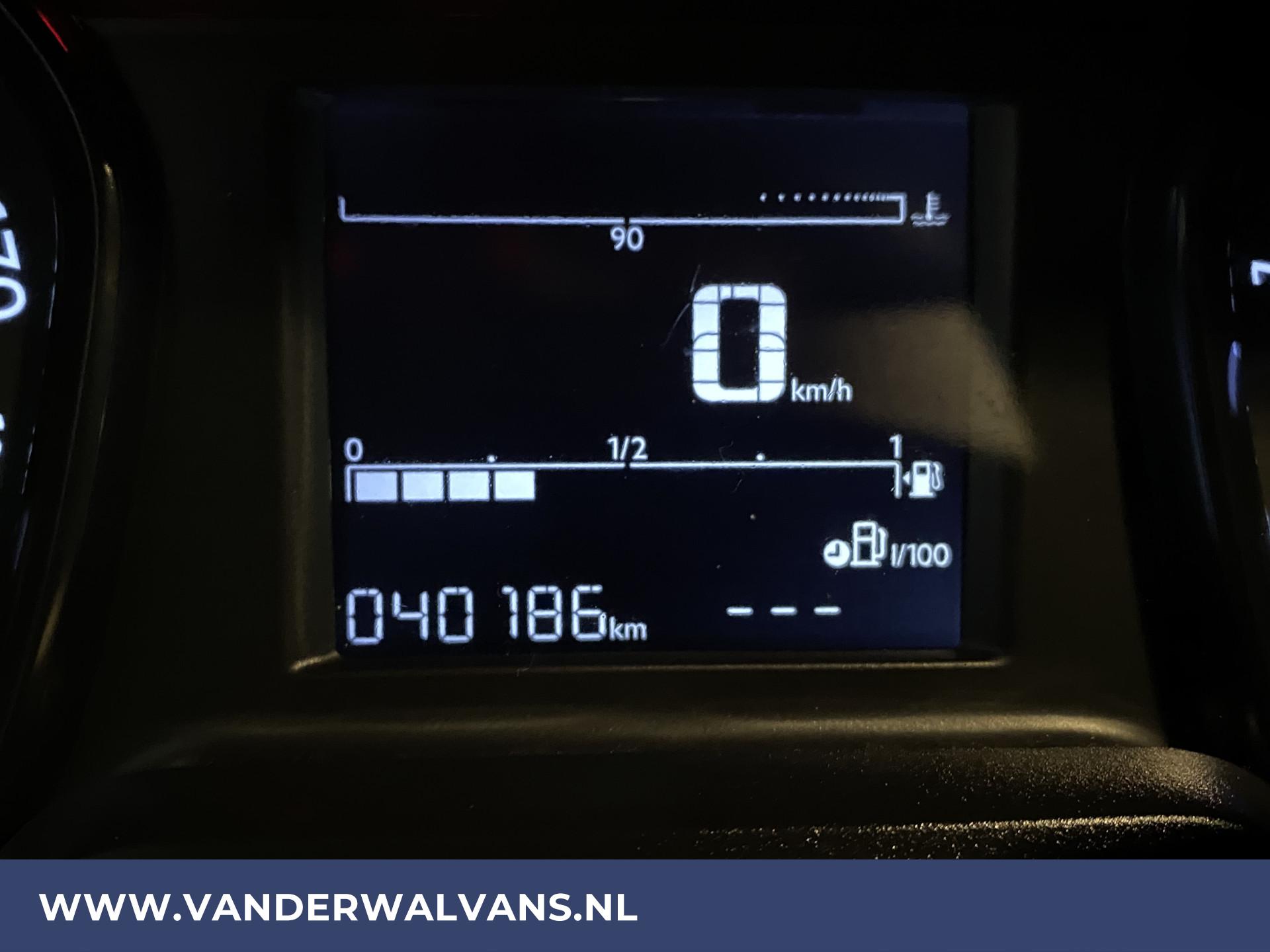 Foto 16 van Opel Vivaro 1.5 CDTI L2H1 Euro6 Airco | Cruisecontrol | Bluetooth-telefoonvoorbereiding