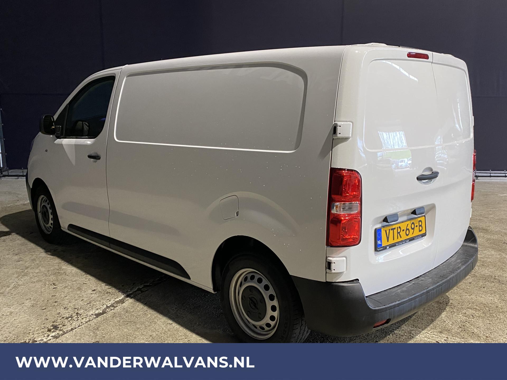 Foto 2 van Opel Vivaro 1.5 CDTI L2H1 Euro6 Airco | Cruisecontrol | Bluetooth-telefoonvoorbereiding