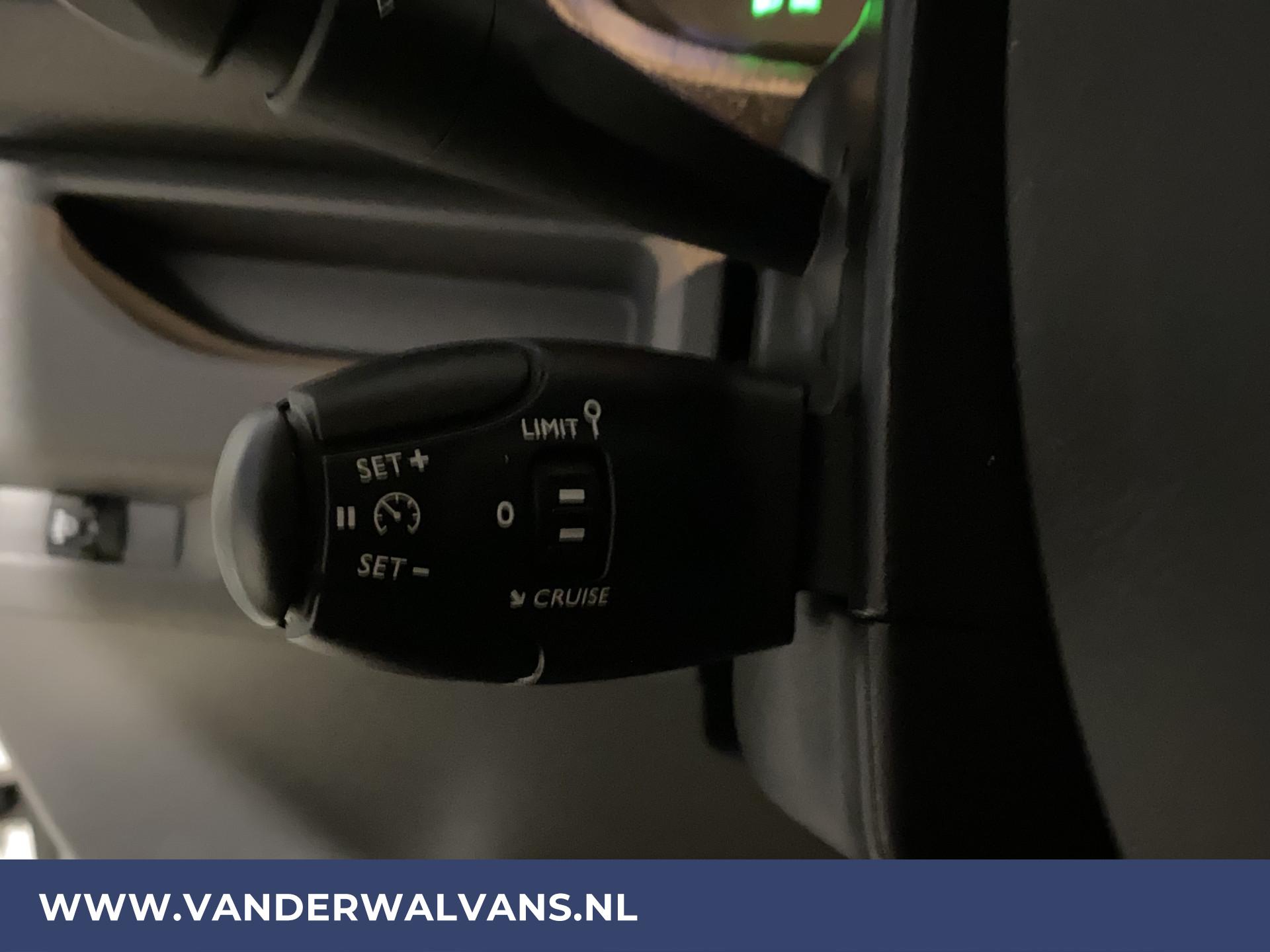 Foto 6 van Opel Vivaro 1.5 CDTI L2H1 Euro6 Airco | Cruisecontrol | Bluetooth-telefoonvoorbereiding
