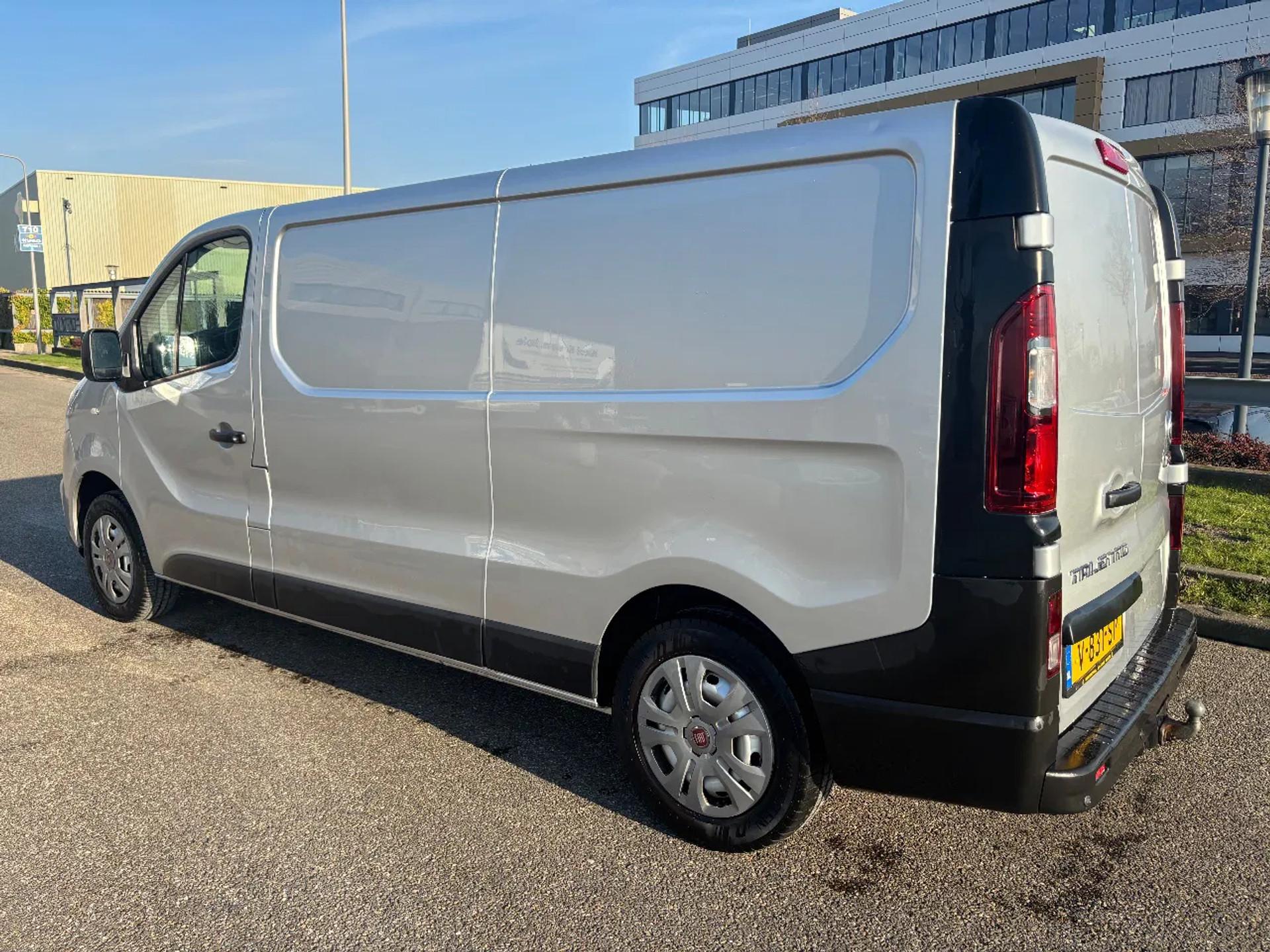 Foto 5 van Fiat 1.6MJ L2H1 Airco Navi Cruisecontrol Trekhaak EURO 6