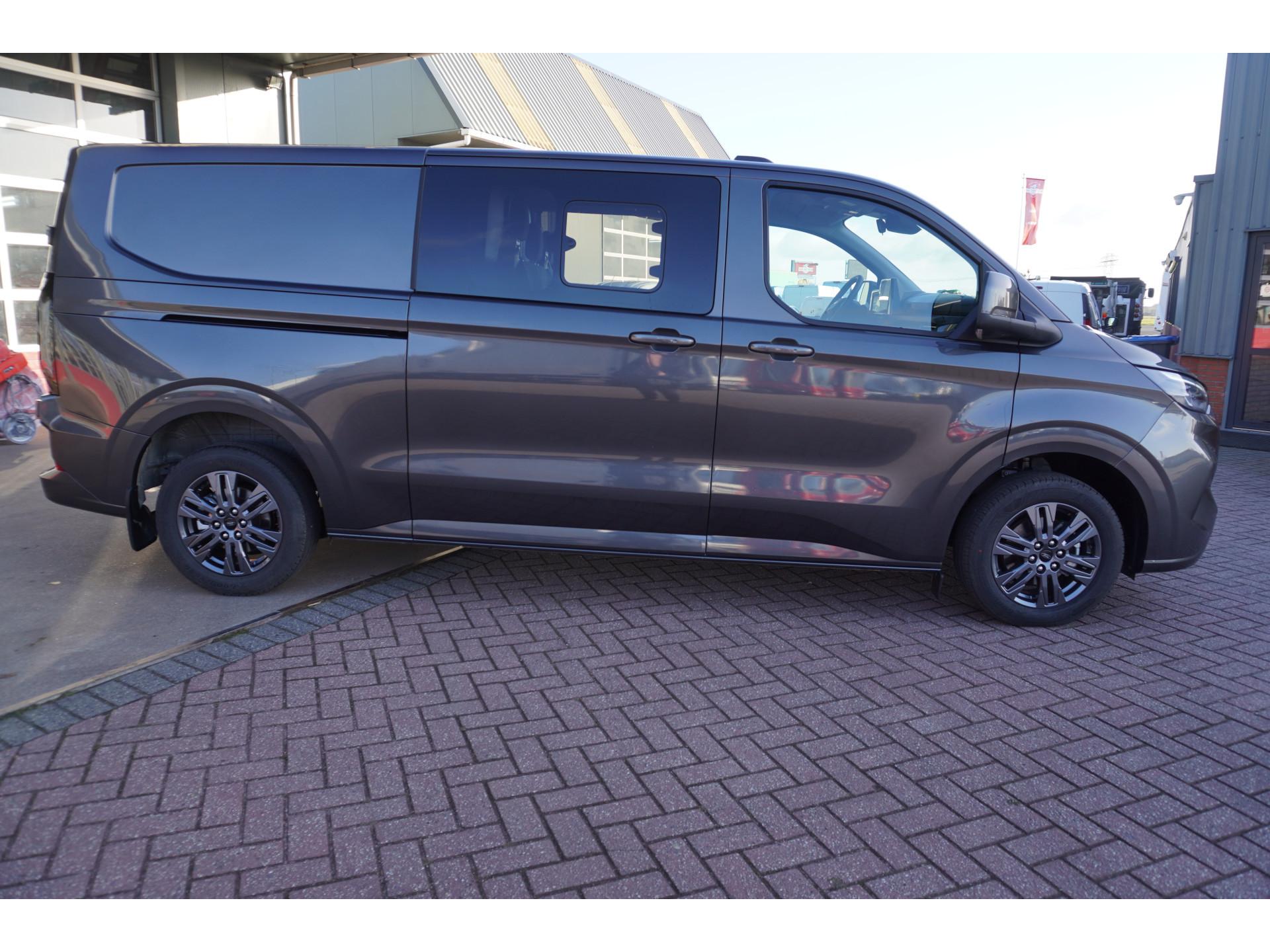 Foto 3 van Ford 320L 2.0 TDCI 170PK L2H1 Limited DubbelCabine Automaat Schuifdeur L/R