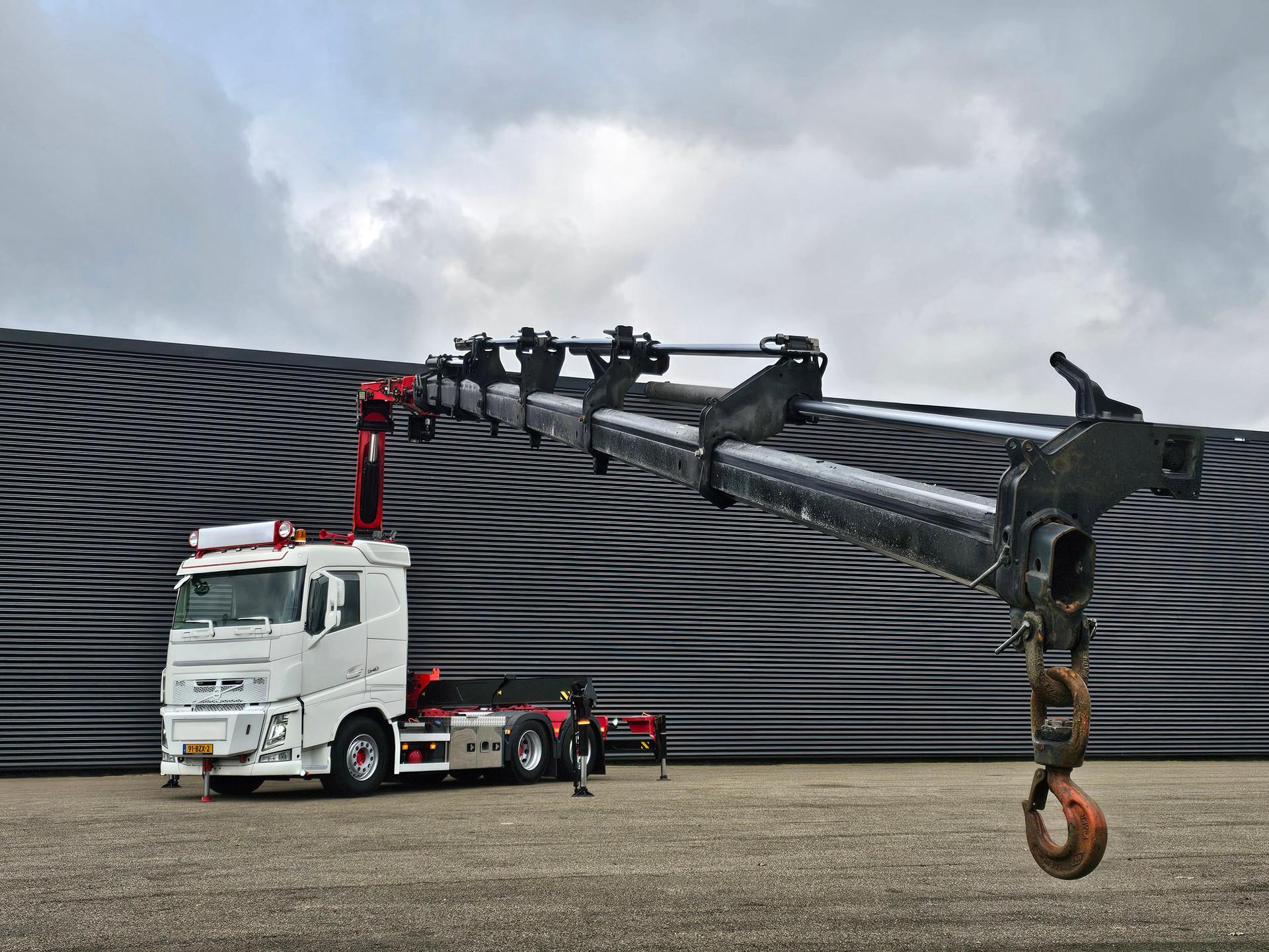 Foto 2 van Volvo FH 540 6x2-4 / PALFINGER 42 t/m CRANE / KRAN / WINCH