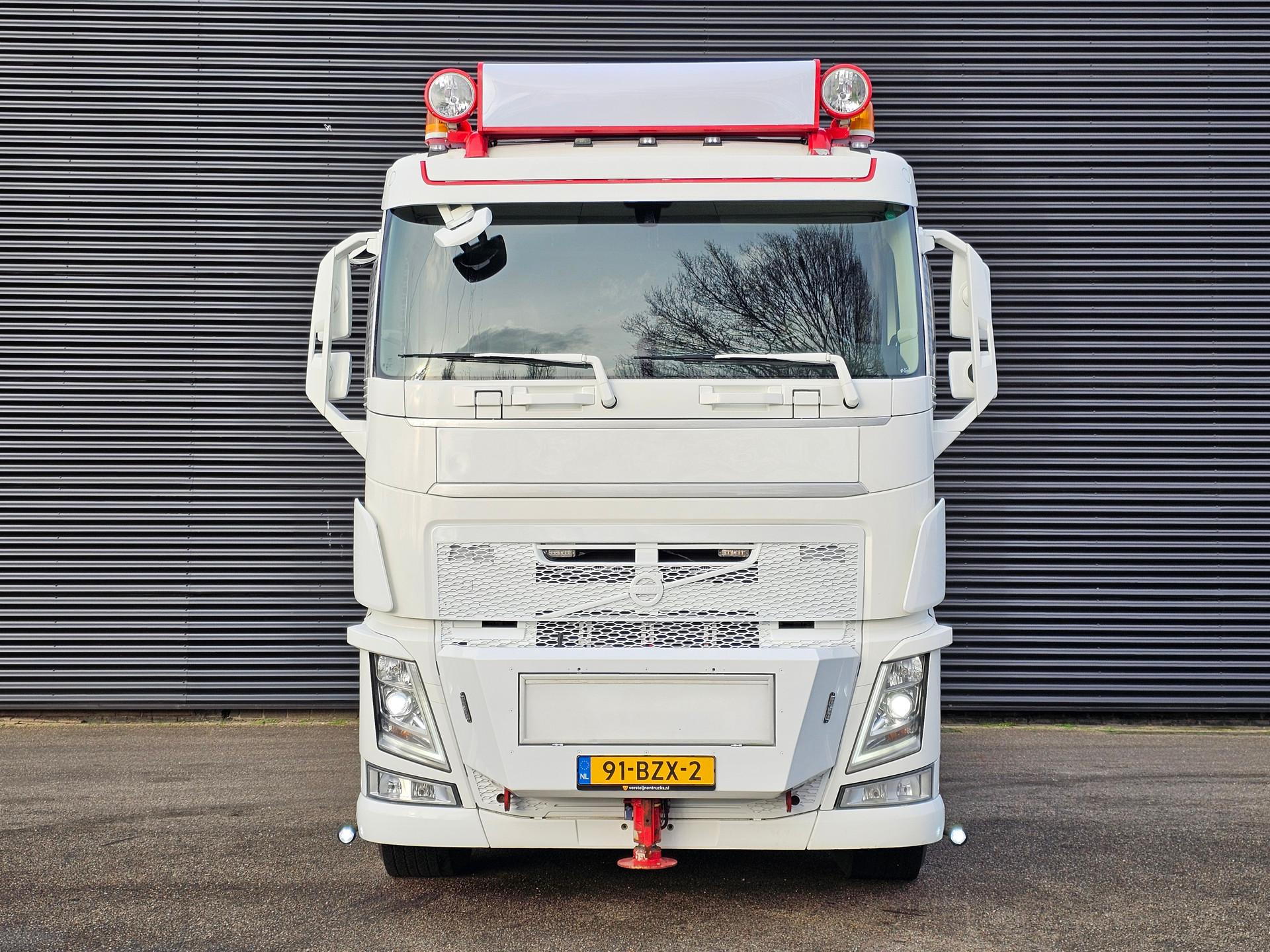 Foto 8 van Volvo FH 540 6x2-4 / PALFINGER 42 t/m CRANE / KRAN / WINCH
