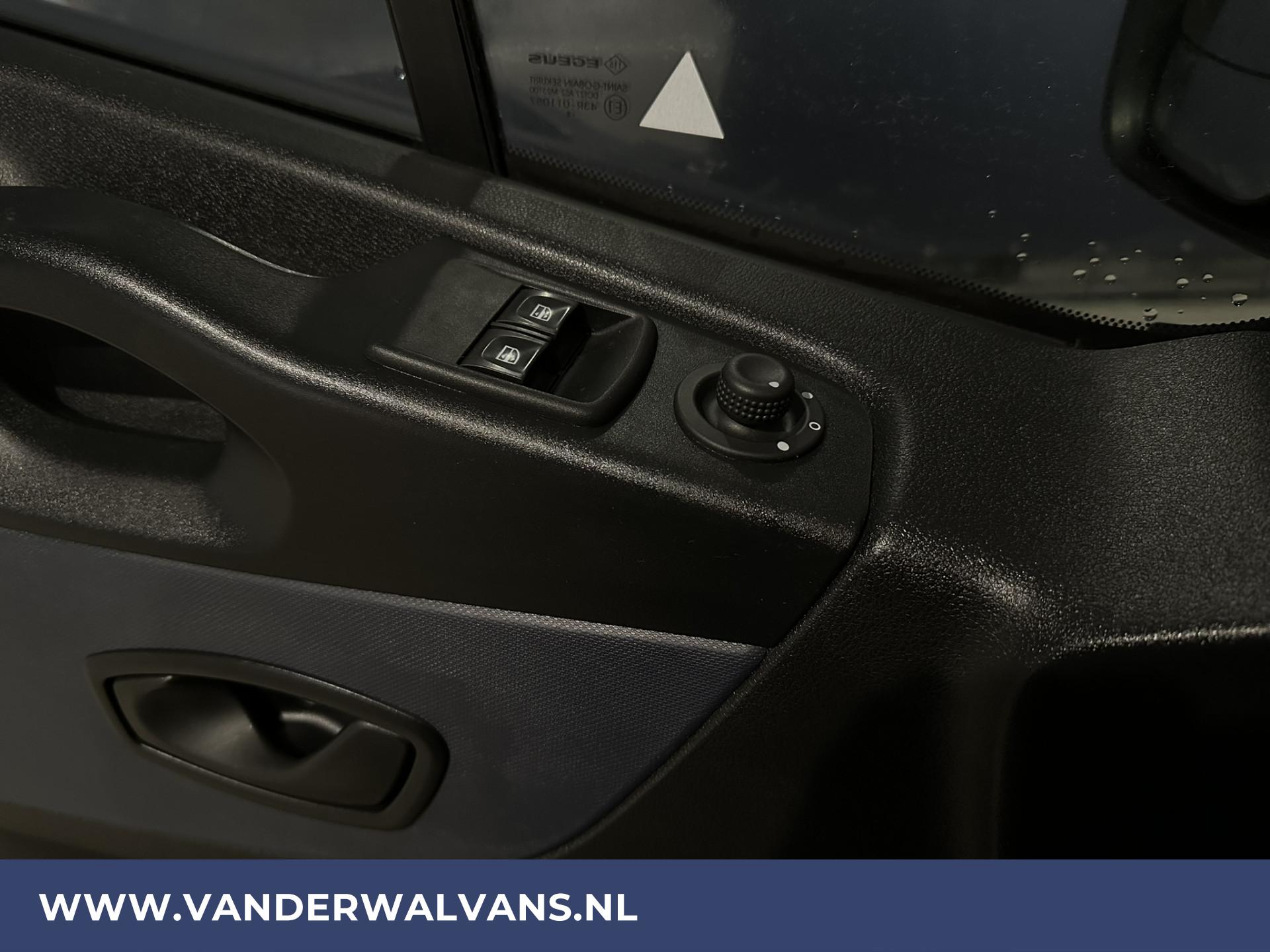Foto 15 van Opel Vivaro 1.6 CDTI 125pk L1H1 Euro6 Airco | Imperiaal | Trekhaak | Cruisecontrol