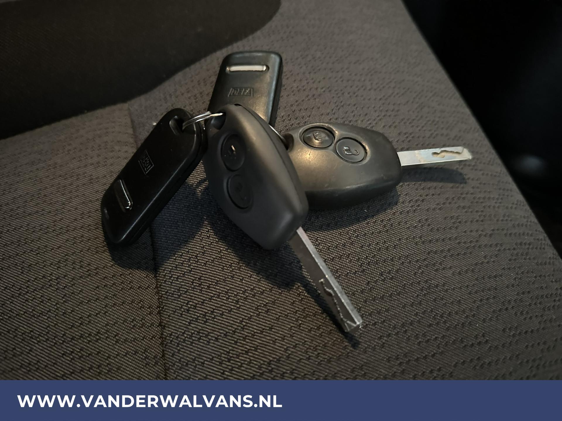 Foto 16 van Opel Vivaro 1.6 CDTI 125pk L1H1 Euro6 Airco | Imperiaal | Trekhaak | Cruisecontrol