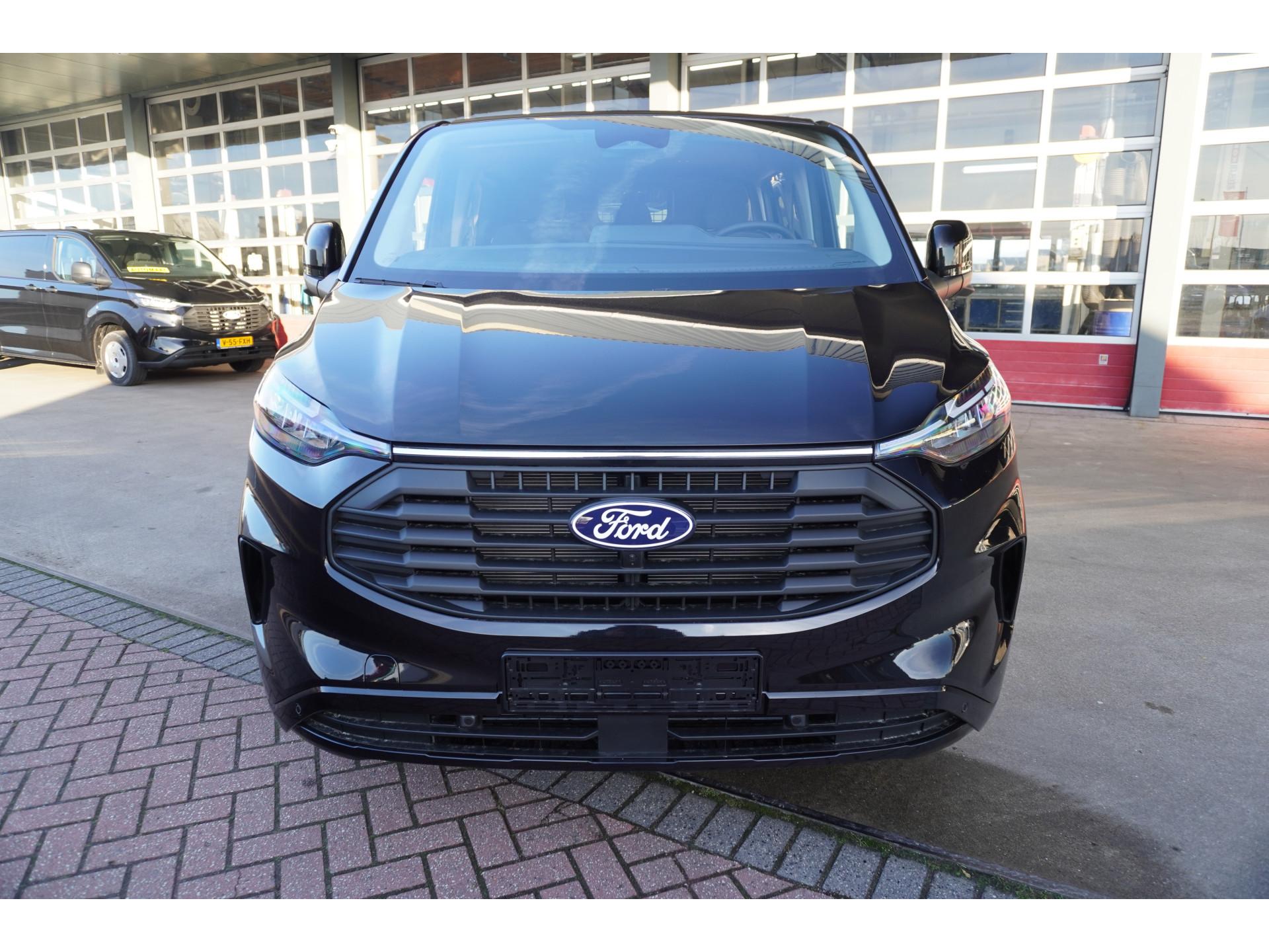 Foto 11 van Ford 320L 2.0 TDCI 170PK L2H1 Limited DubbelCabine Automaat Schuifdeur L/R