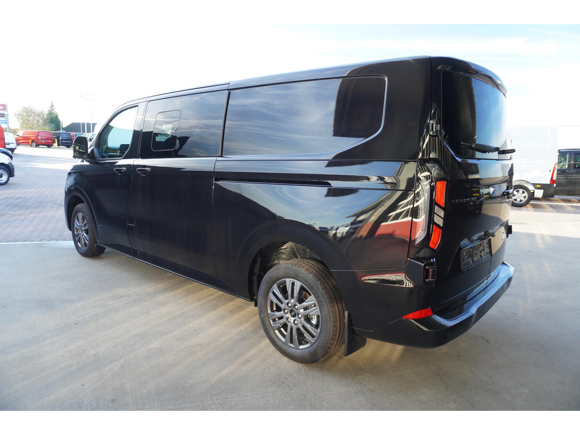 Foto 7 van Ford 320L 2.0 TDCI 170PK L2H1 Limited DubbelCabine Automaat Schuifdeur L/R