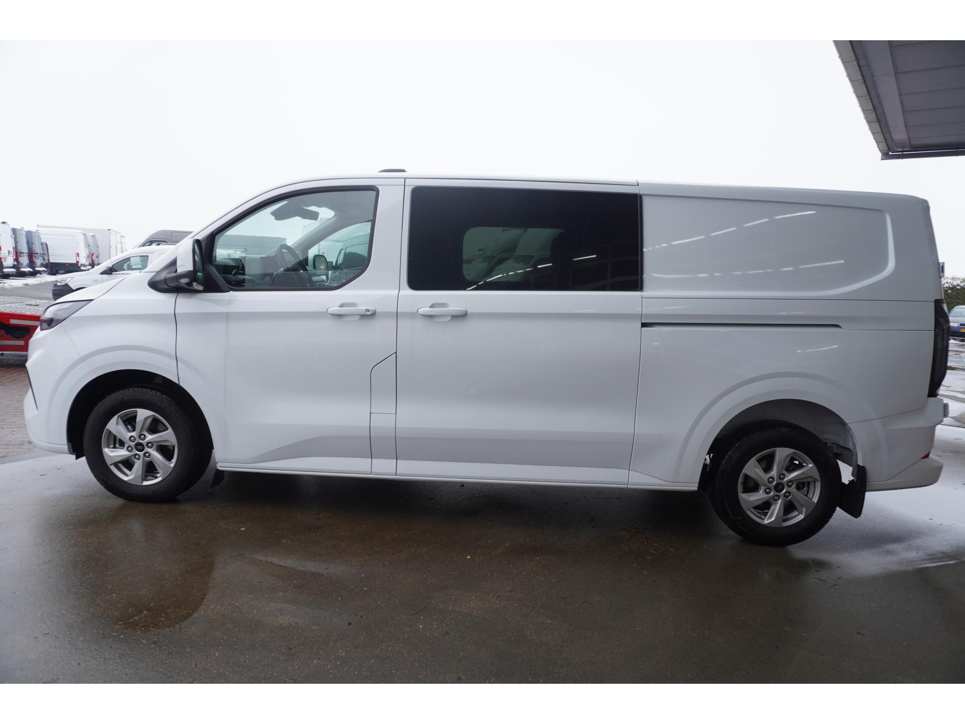 Foto 7 van Ford 320L 2.0 TDCI 170PK L2H1 Limited DubbelCabine Automaat Schuifdeur L/R