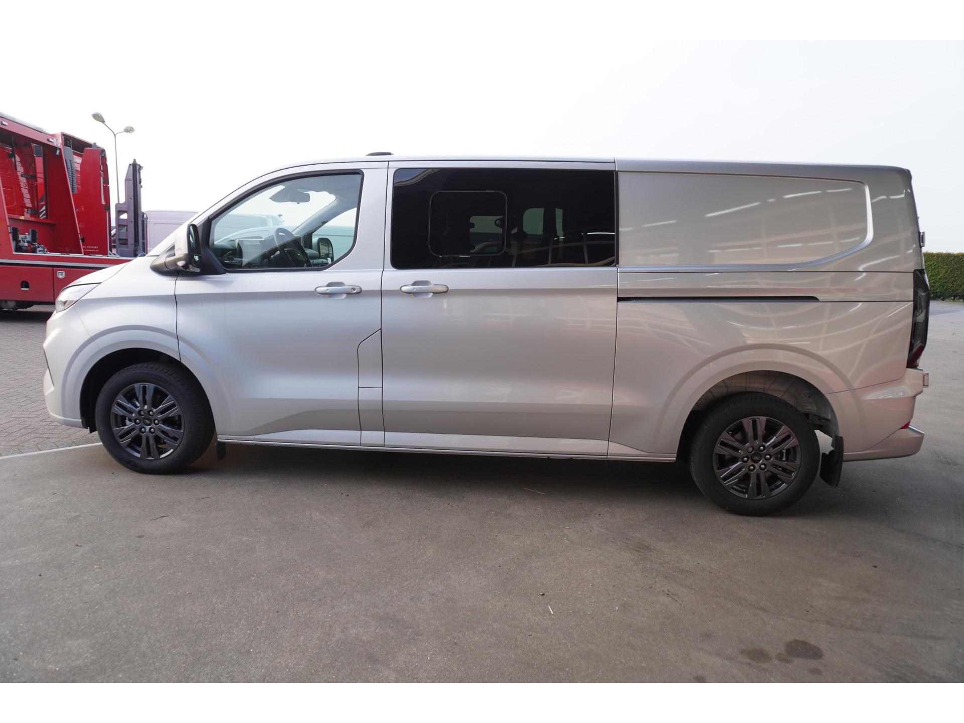 Foto 8 van Ford 320L 2.0 TDCI 170PK L2H1 Limited DubbelCabine Automaat Schuifdeur L/R