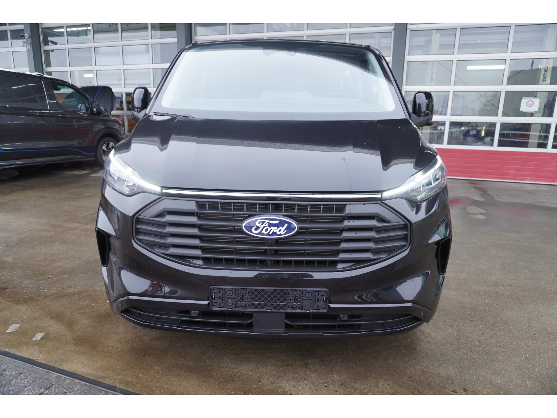 Foto 11 van Ford 320L 2.0 TDCI 170PK L2H1 Limited DubbelCabine Automaat