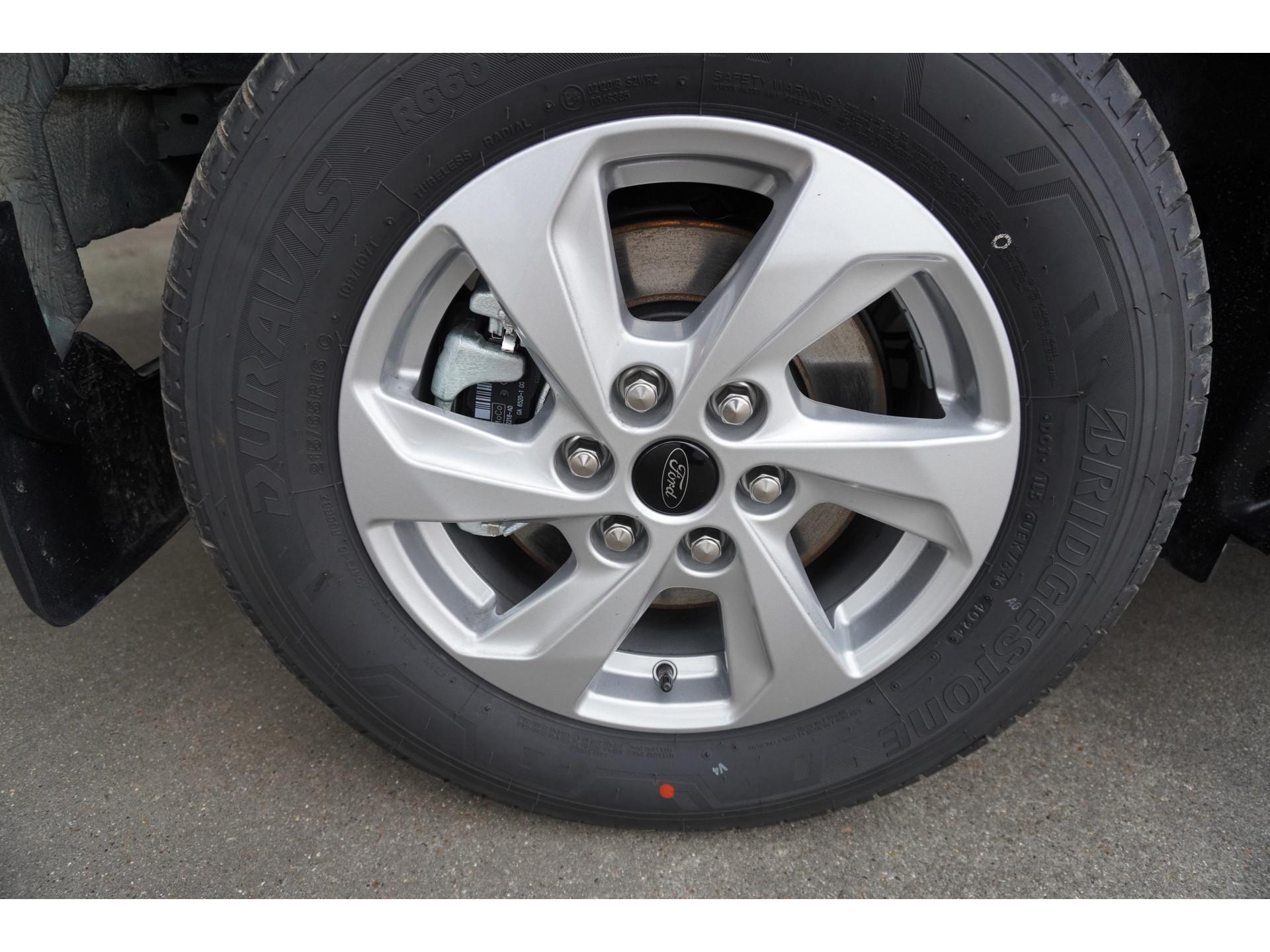 Foto 14 van Ford 320L 2.0 TDCI 150PK L2H1 Trend Dubbelcabine Schuifdeur L/R