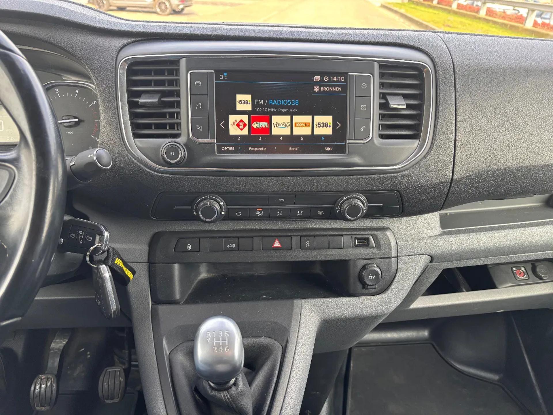 Foto 15 van Peugeot 2.0HDI 120 Lang Airco Navi Cruisecontrol Trekhaak