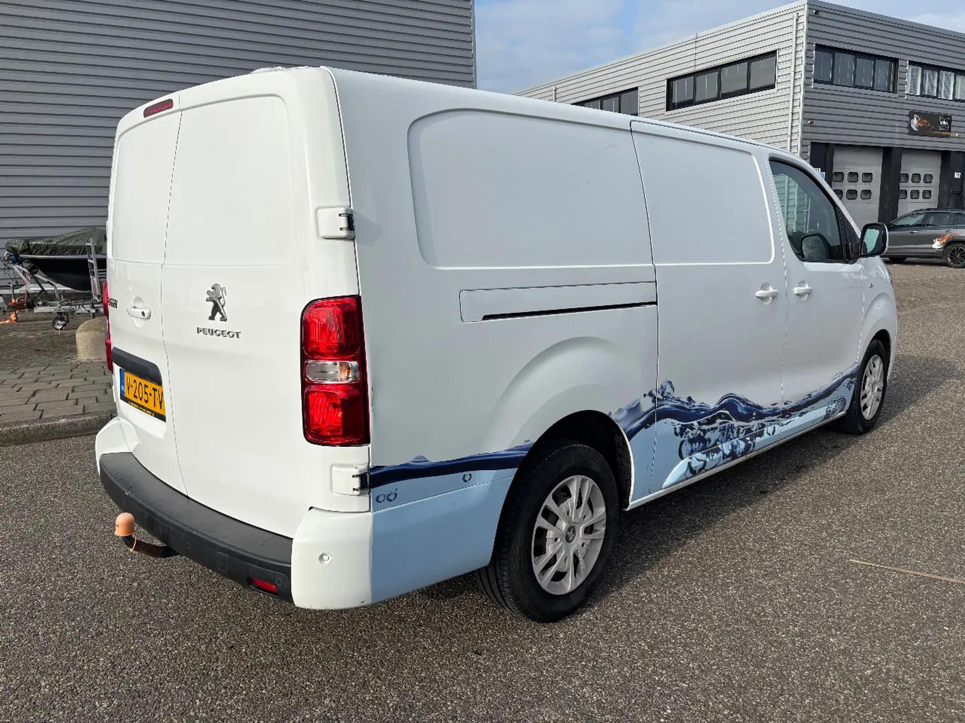 Foto 5 van Peugeot 2.0HDI 120 Lang Airco Navi Cruisecontrol Trekhaak