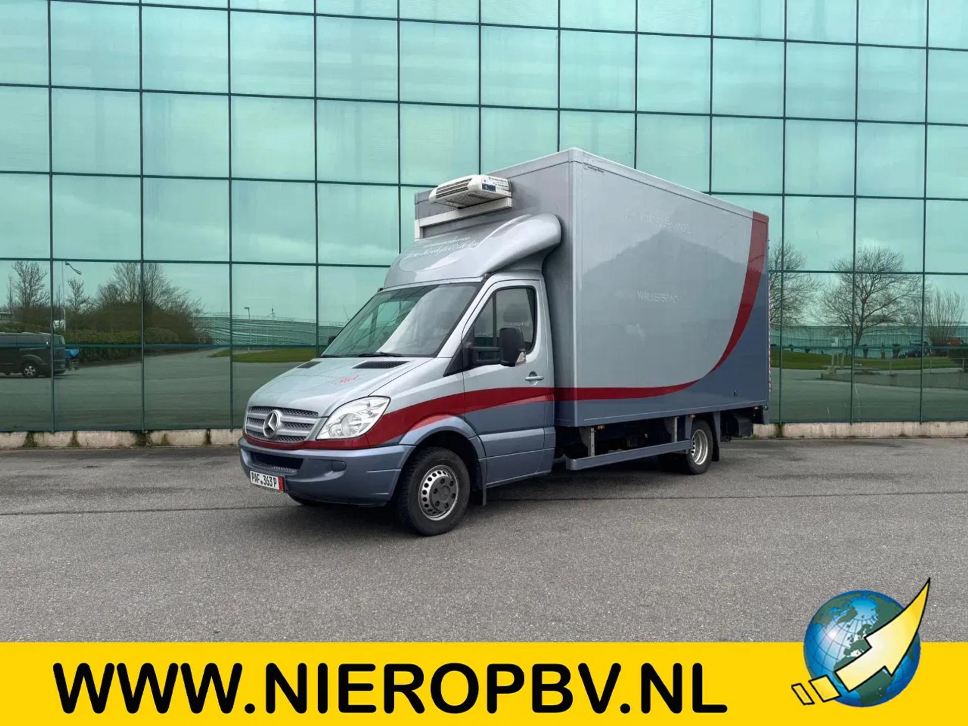 Foto 2 van Mercedes-Benz Sprinter 519 Bakwagen 6 Cilinder Koelwagen ThermoKing BLOEMEN & PLANTEN AUTO