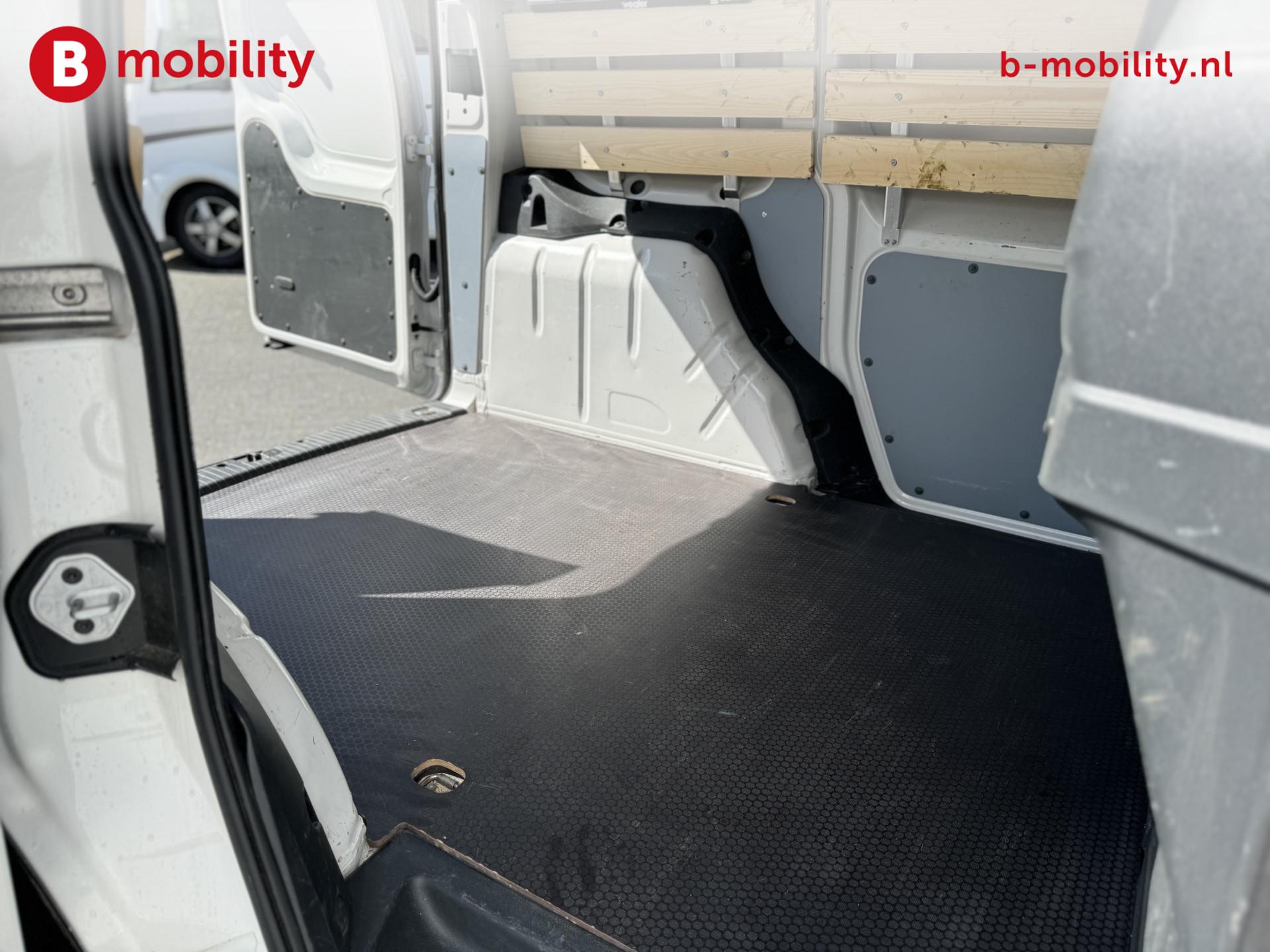 Foto 10 van Volkswagen Caddy Cargo 2.0 TDI Comfort Apple CarPlay