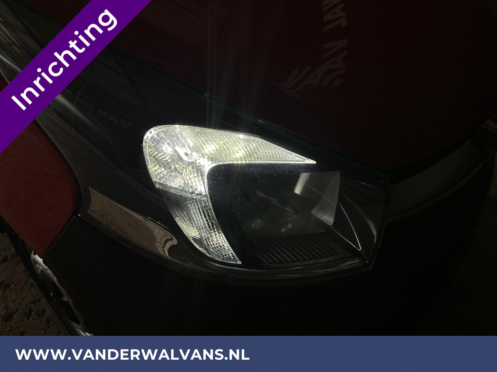 Foto 7 van Opel Vivaro 1.6 CDTI 120pk L2H1 inrichting Euro6 Airco | Navigatie | Cruisecontrol | LED