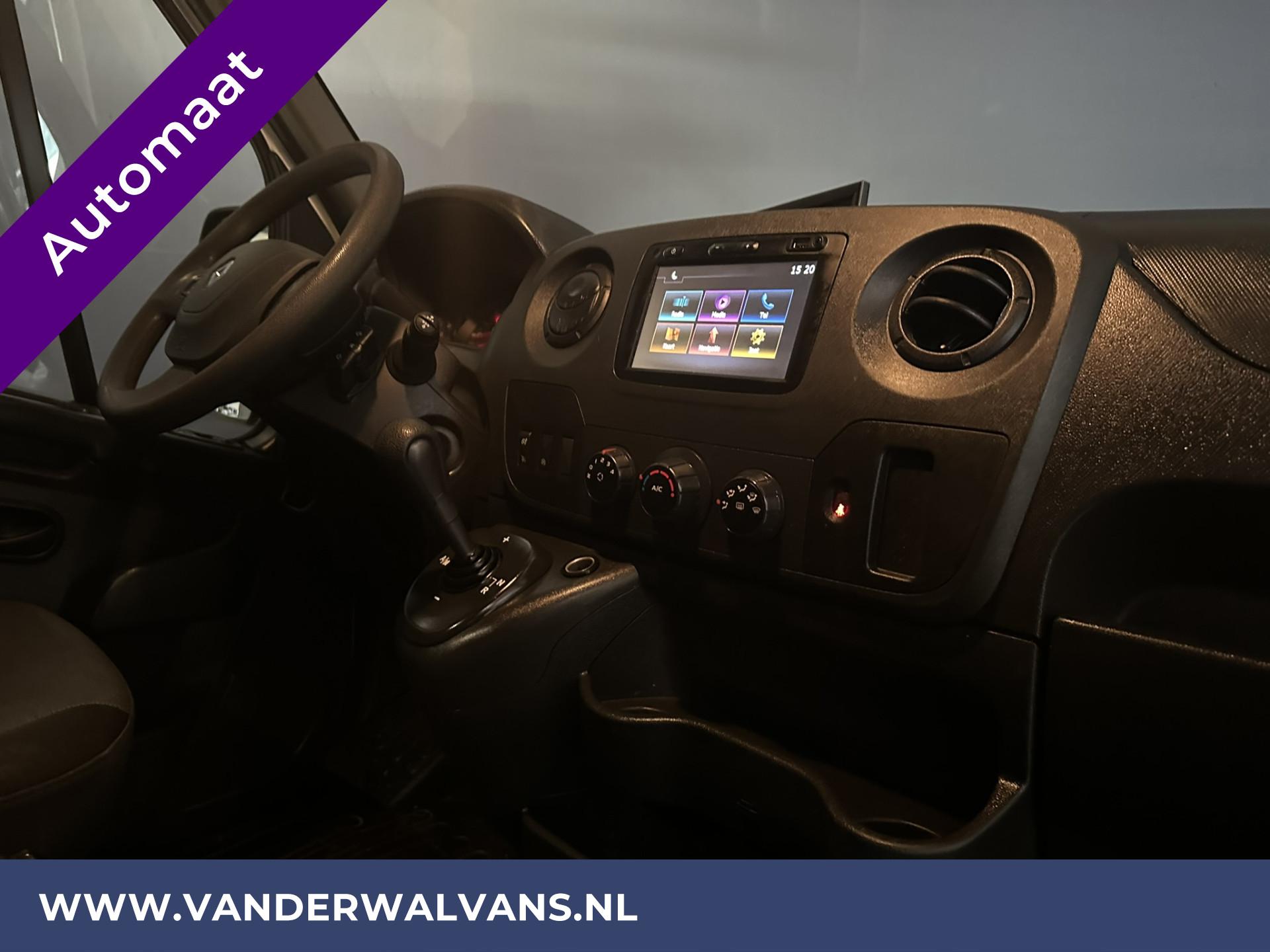 Foto 14 van Renault Master 2.3dCi 170pk Automaat L3H2 Euro6 Airco | Imperiaal | Camera | Navigatie | Cruisecontrol | Sidebars