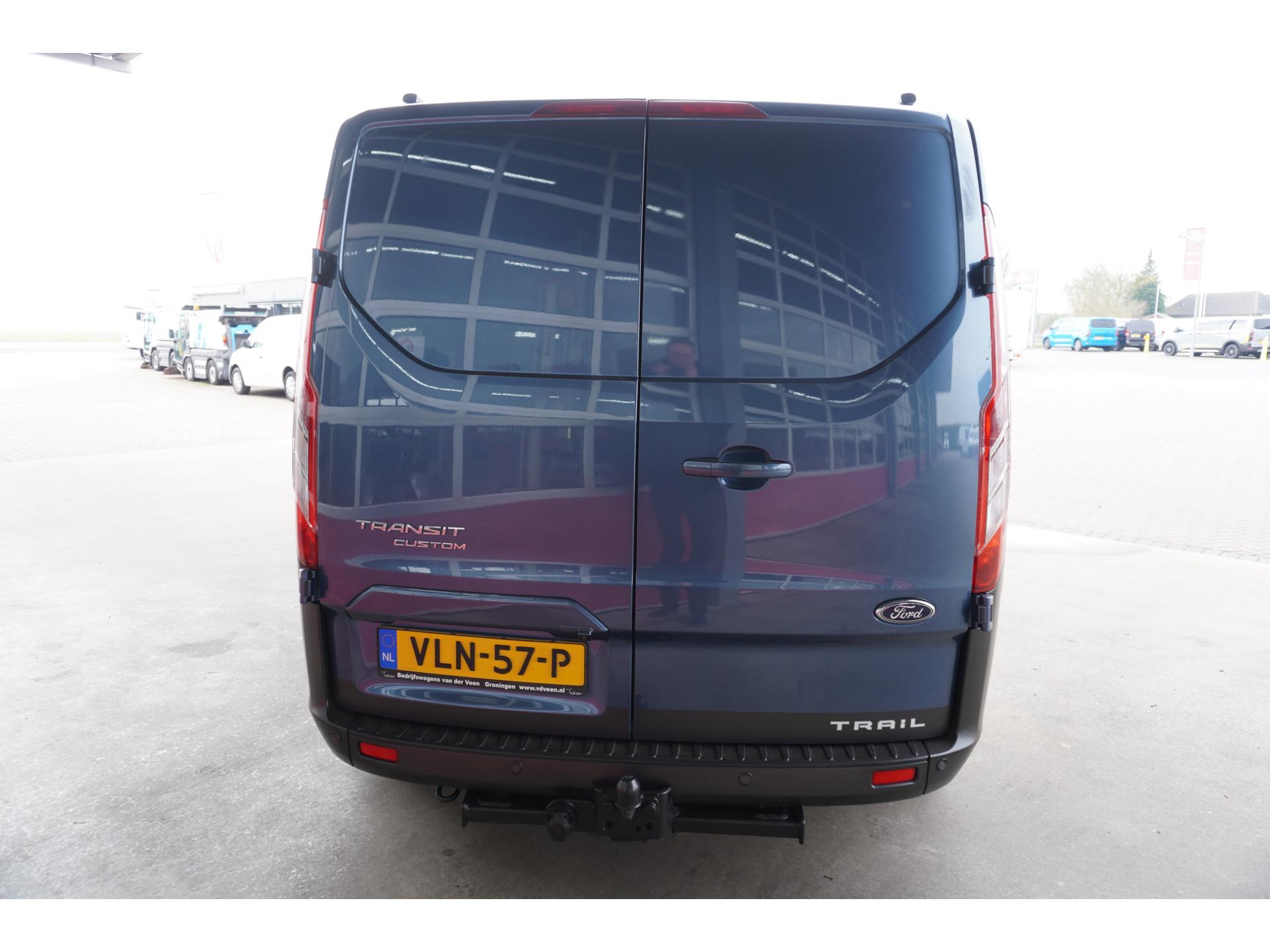 Foto 6 van Ford 300 2.0 TDCI 170PK L2H1 Trail