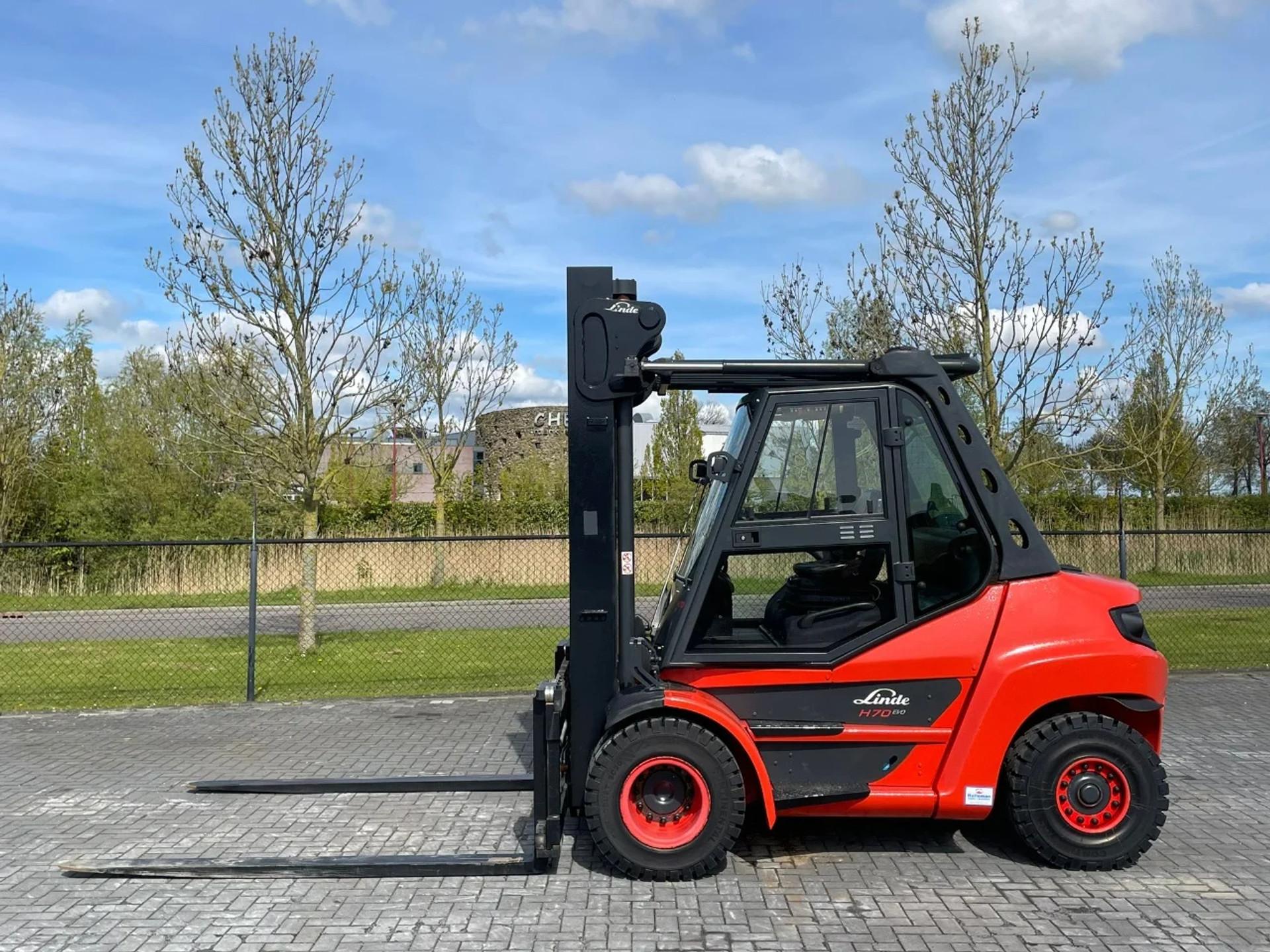 Foto 1 van Linde H70 D -03 | BIG SERVICE | NEW TIRES | SIDESHIFT | 7 TON