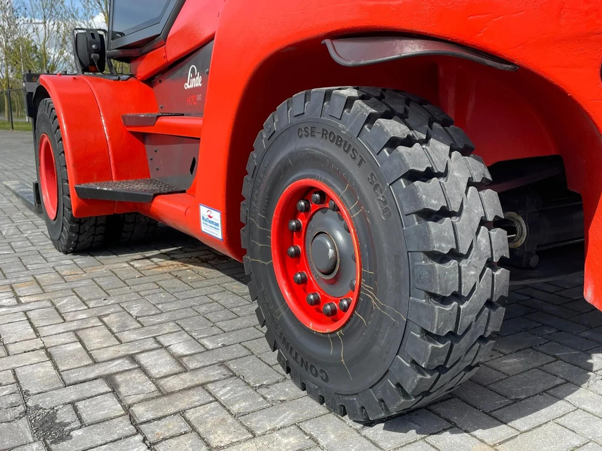 Foto 14 van Linde H70 D -03 | BIG SERVICE | NEW TIRES | SIDESHIFT | 7 TON