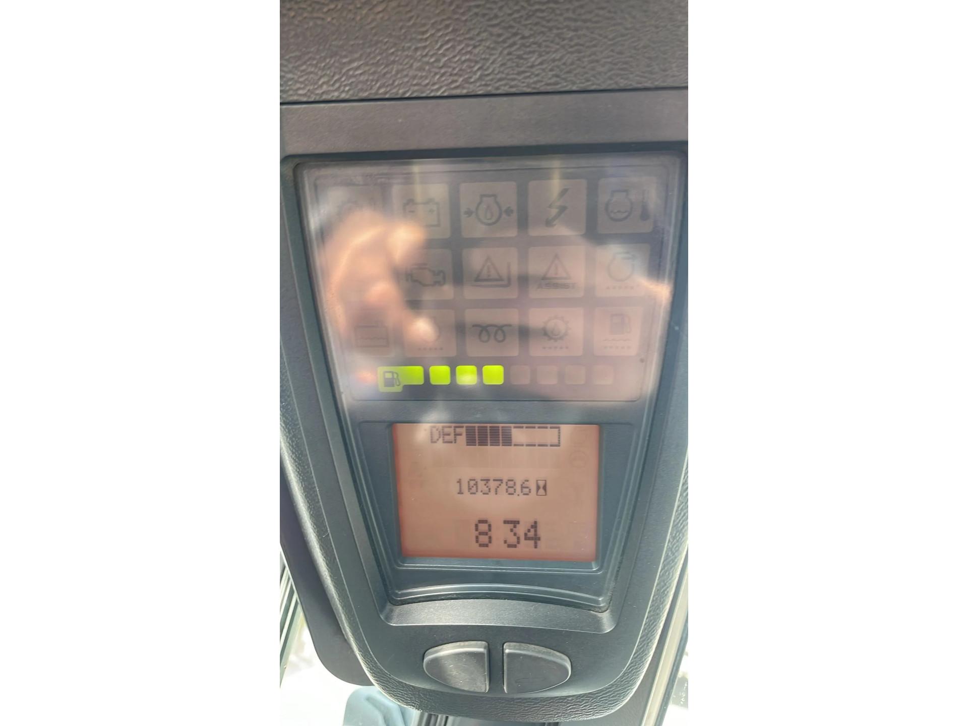 Foto 19 van Linde H70 D -03 | BIG SERVICE | NEW TIRES | SIDESHIFT | 7 TON