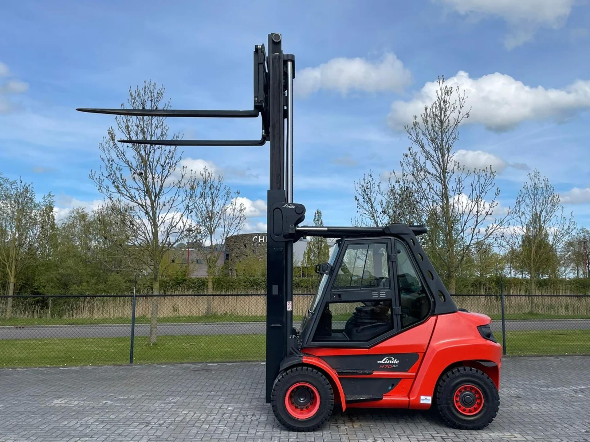 Foto 7 van Linde H70 D -03 | BIG SERVICE | NEW TIRES | SIDESHIFT | 7 TON