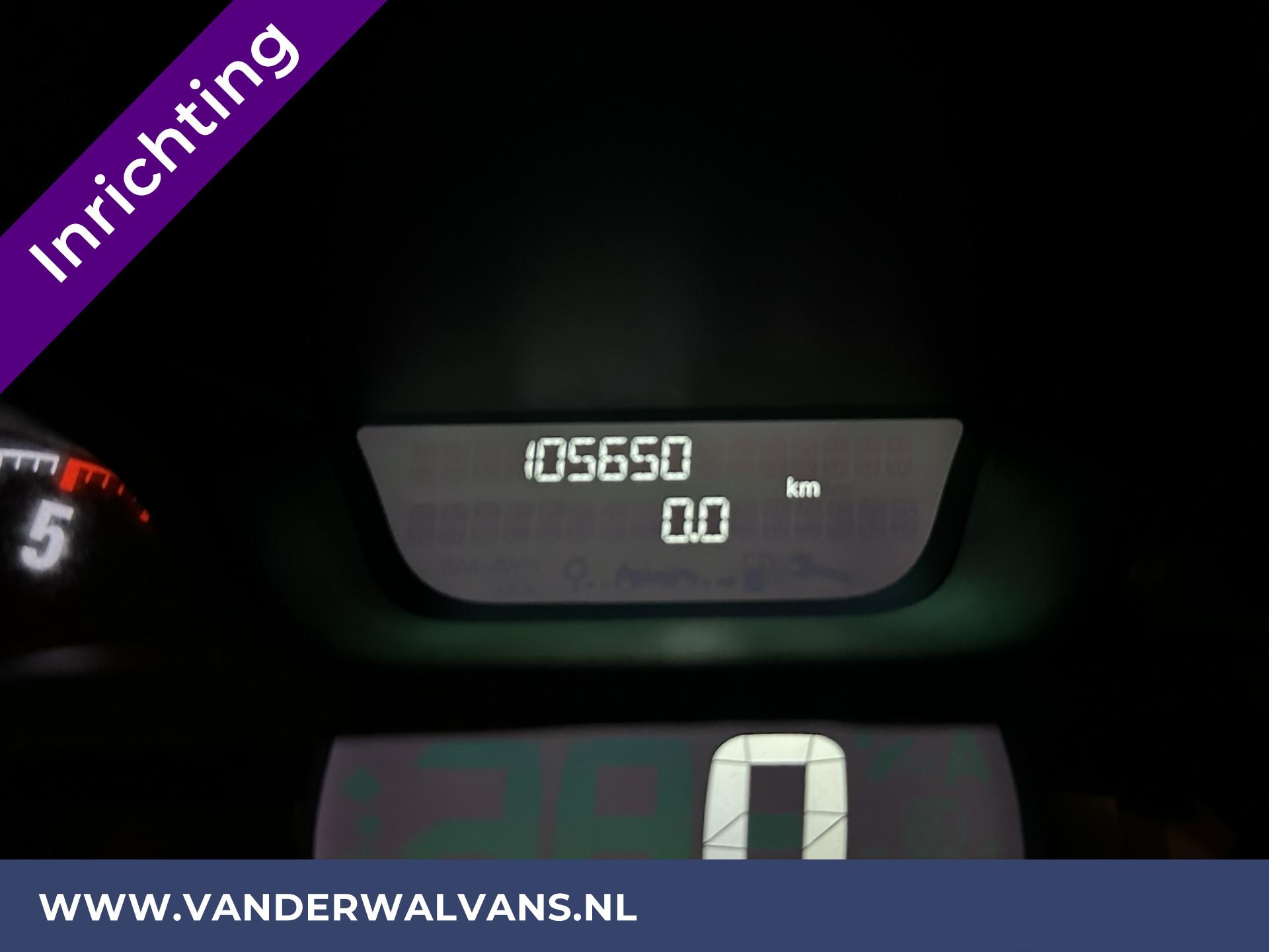 Foto 19 van Opel Vivaro 1.6 CDTI L1H1 Euro6 Airco | Imperiaal | Trekhaak | Cruisecontrol