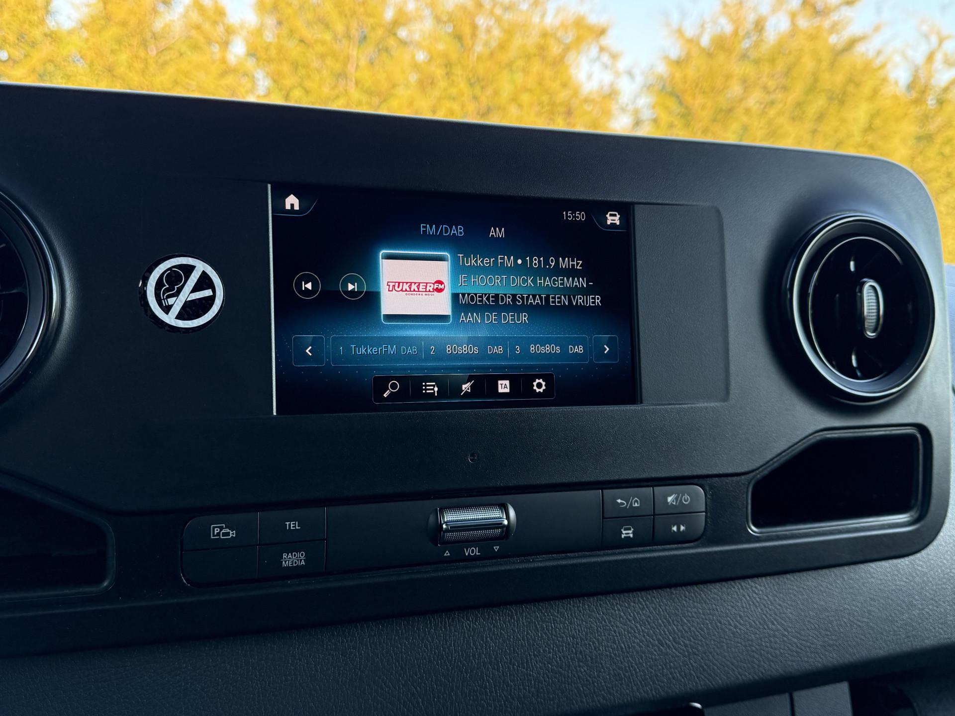 Foto 13 van Mercedes-Benz 317 CDI 170 PK / L3H2 / MBUX / **NETTE BUS** / AIRCO / CRUISE / CAMERA / PDC / 3-ZITS / CARPLAY