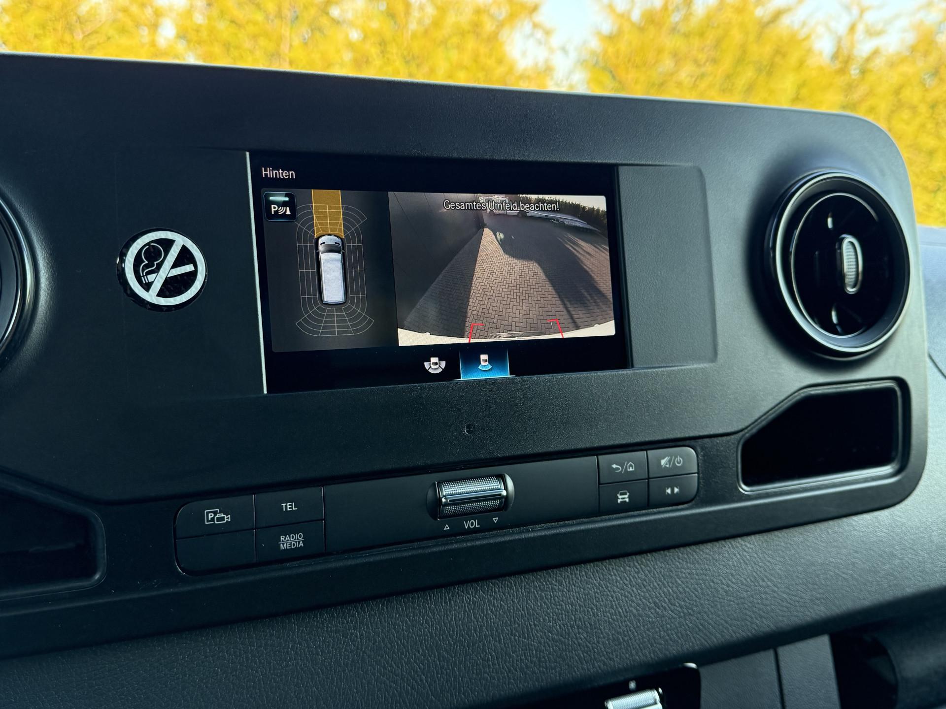 Foto 15 van Mercedes-Benz 317 CDI 170 PK / L3H2 / MBUX / **NETTE BUS** / AIRCO / CRUISE / CAMERA / PDC / 3-ZITS / CARPLAY