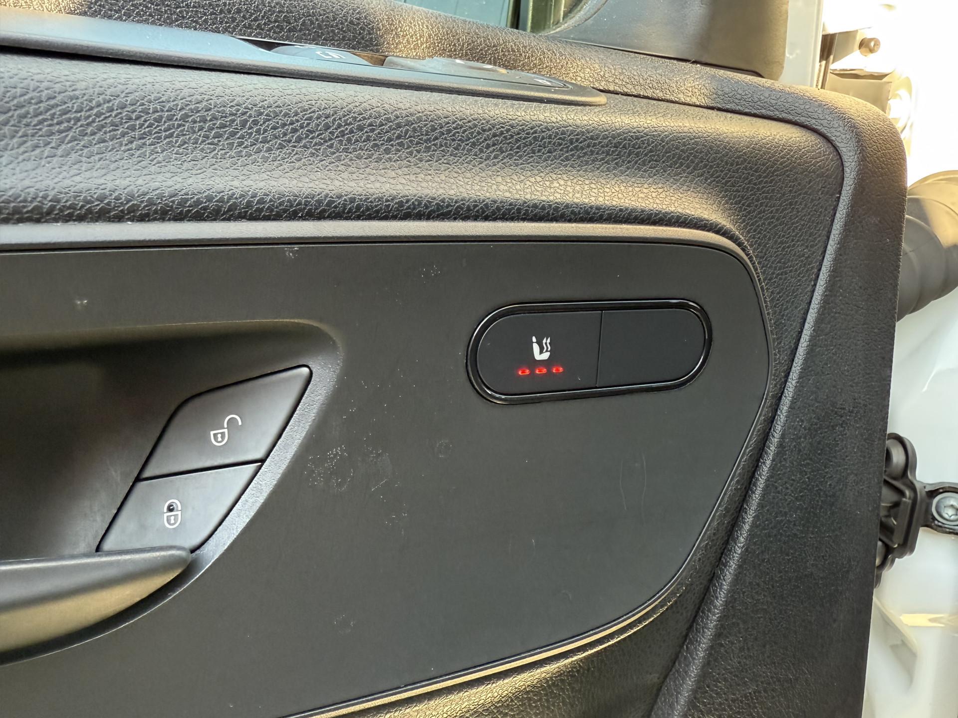 Foto 18 van Mercedes-Benz 317 CDI 170 PK / L3H2 / MBUX / **NETTE BUS** / AIRCO / CRUISE / CAMERA / PDC / 3-ZITS / CARPLAY