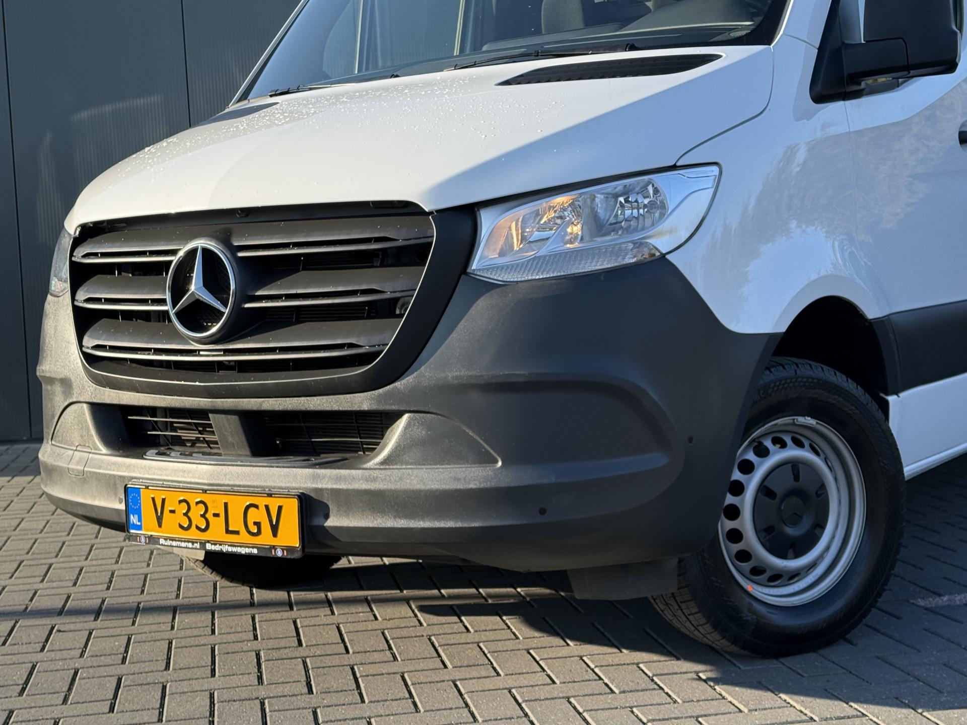 Foto 19 van Mercedes-Benz 317 CDI 170 PK / L3H2 / MBUX / **NETTE BUS** / AIRCO / CRUISE / CAMERA / PDC / 3-ZITS / CARPLAY