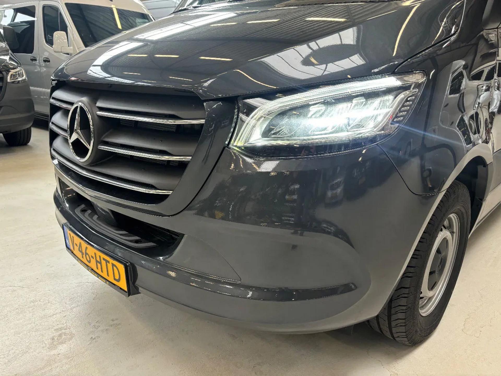Foto 5 van Mercedes-Benz 319CDI L2H1 PRO Automaat Airco Cruisecontrol Led 3500KG Trekhaak Apple CarPlay NIEUW