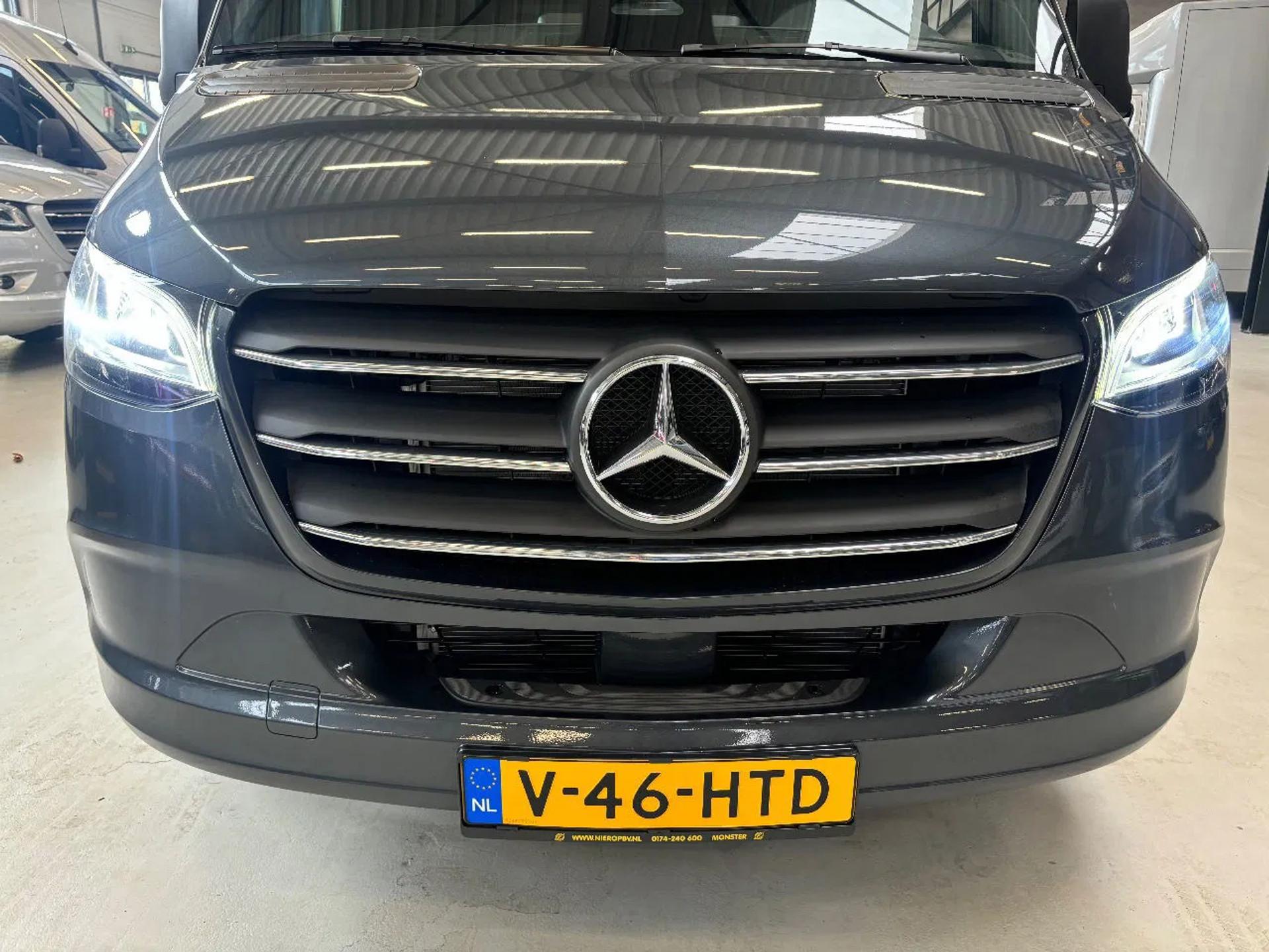Foto 7 van Mercedes-Benz 319CDI L2H1 PRO Automaat Airco Cruisecontrol Led 3500KG Trekhaak Apple CarPlay NIEUW