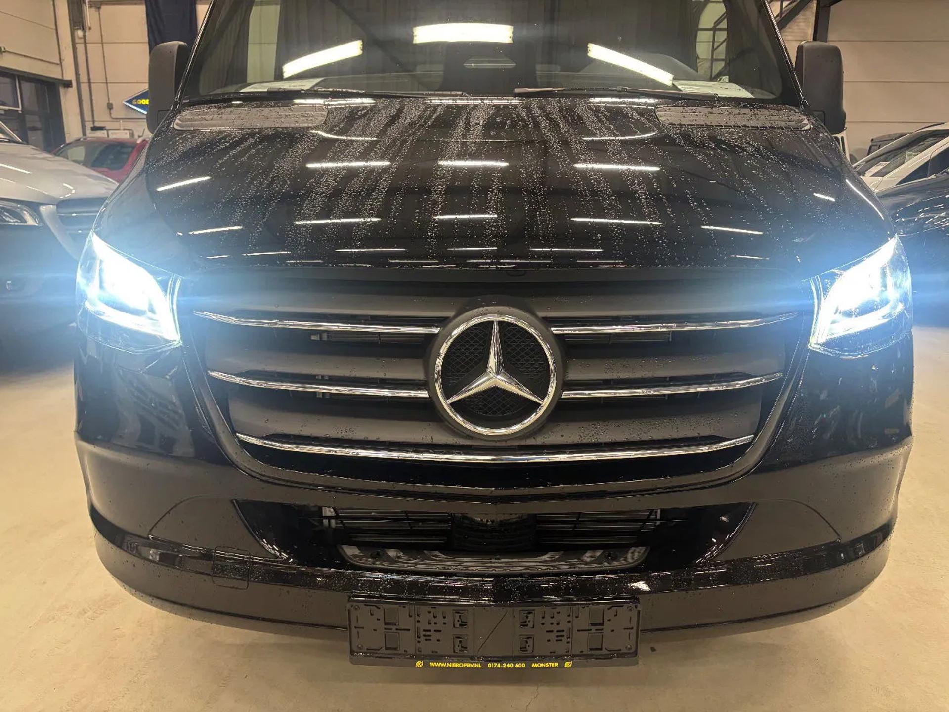 Foto 9 van Mercedes-Benz 319CDI L2H1 Automaat Airco Cruisecontrol 3500KG Trekhaak NIEUW