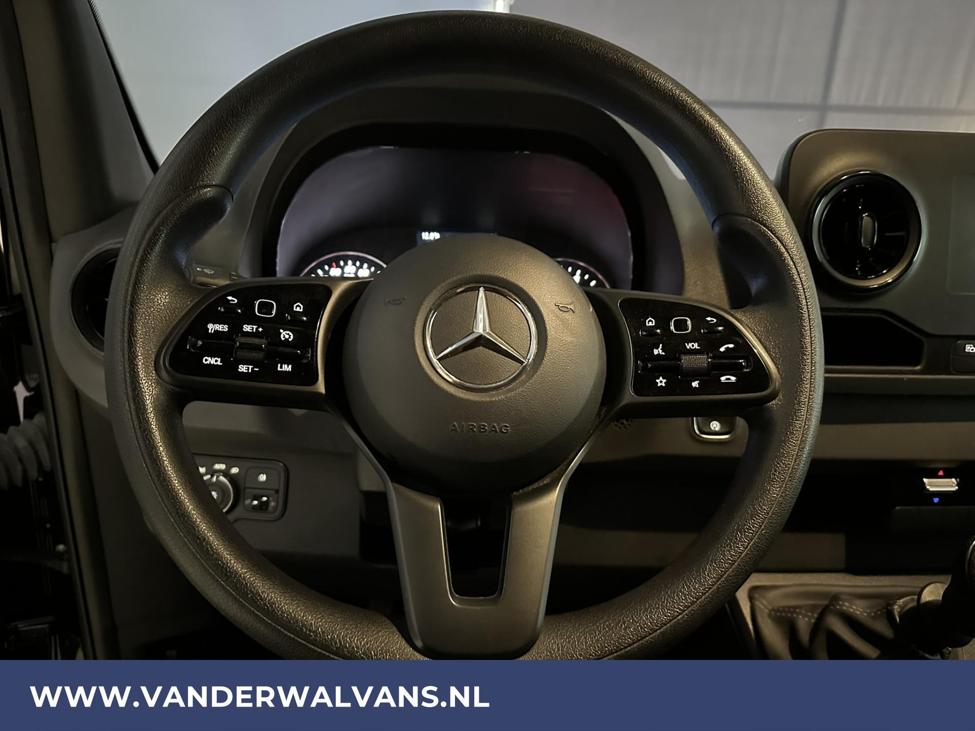 Foto 8 van Mercedes-Benz Sprinter 317 CDI 170pk L3H2 Euro6 Airco | Camera | Apple Carplay | Android Auto