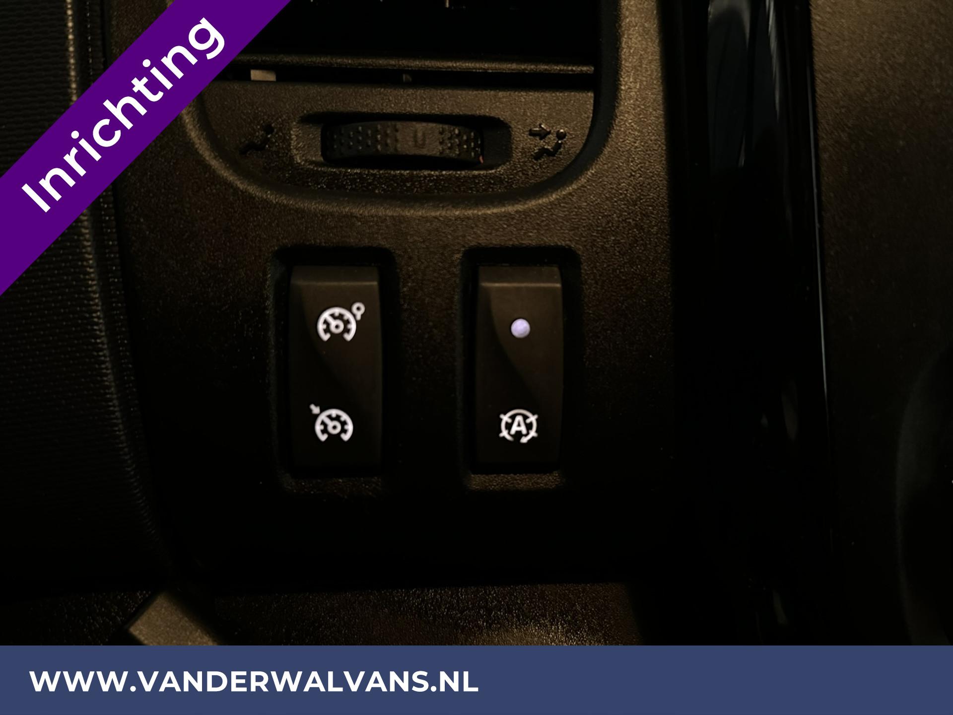 Foto 11 van Opel Vivaro 1.6 CDTI 125pk L2H1 Euro6 | Inrichting | Airco | Navigatie | Cruisecontrol