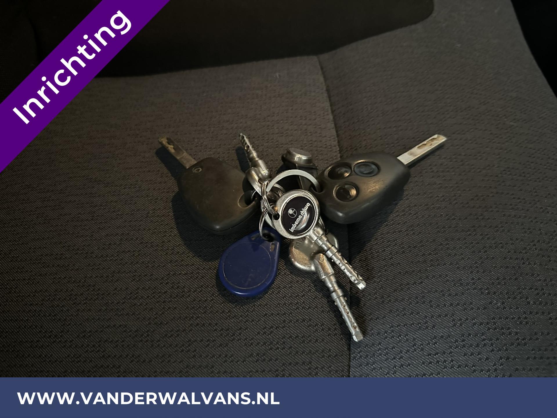 Foto 23 van Opel Vivaro 1.6 CDTI 125pk L2H1 Euro6 | Inrichting | Airco | Navigatie | Cruisecontrol
