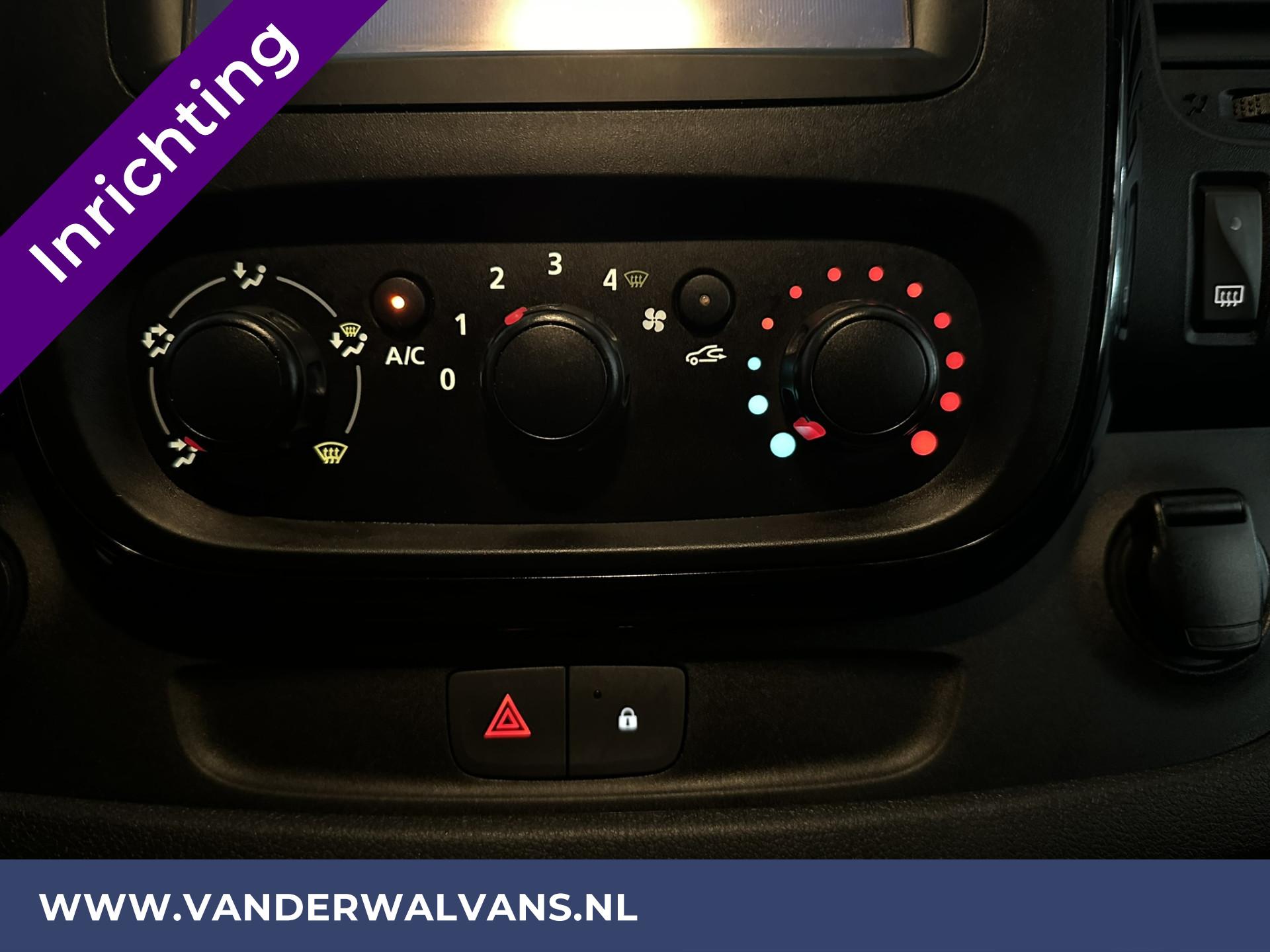 Foto 4 van Opel Vivaro 1.6 CDTI 125pk L2H1 Euro6 | Inrichting | Airco | Navigatie | Cruisecontrol
