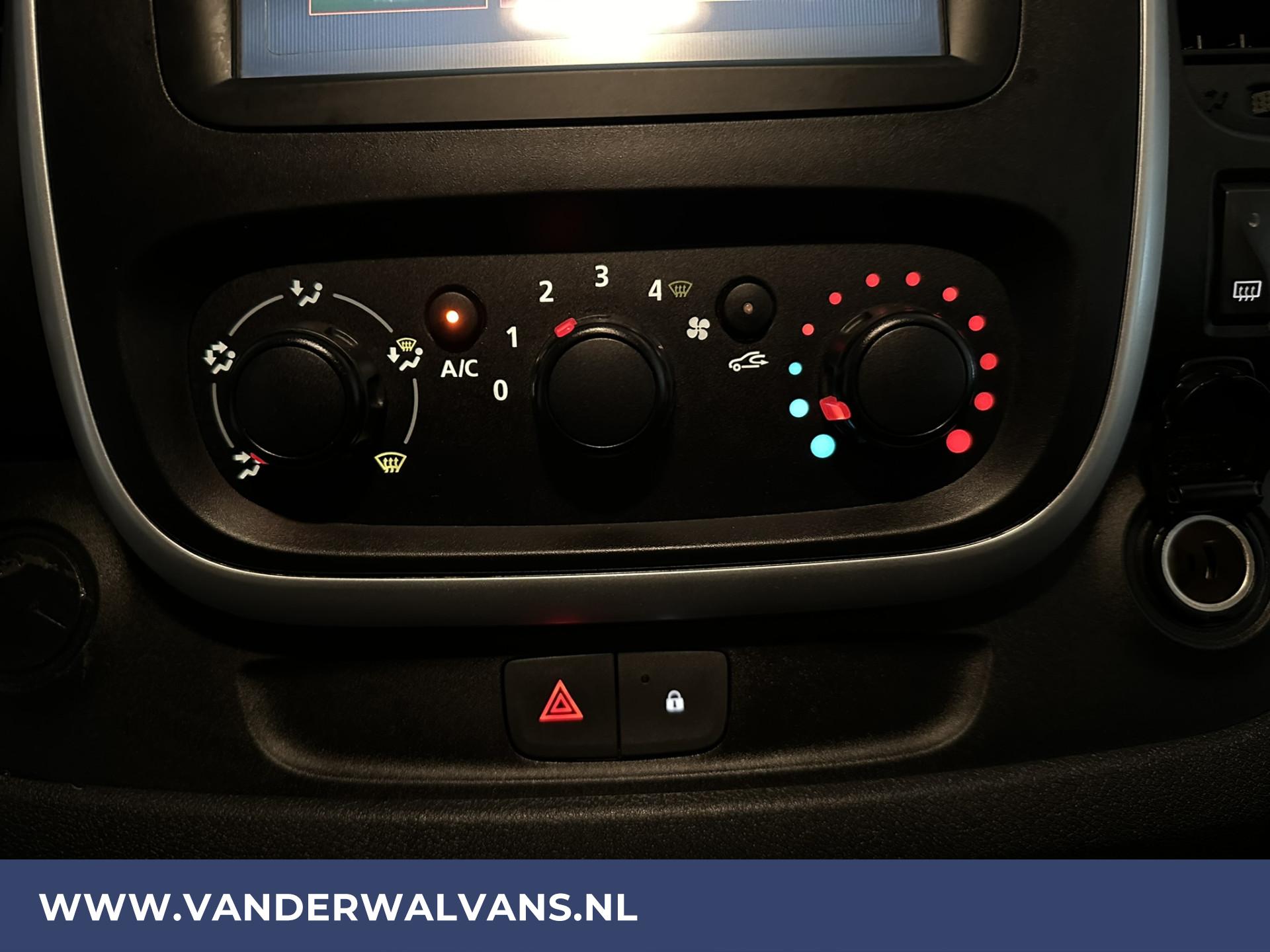 Foto 4 van Renault Trafic 1.6 dCi L1H1 Euro6 Airco | Navigatie | Cruisecontrol