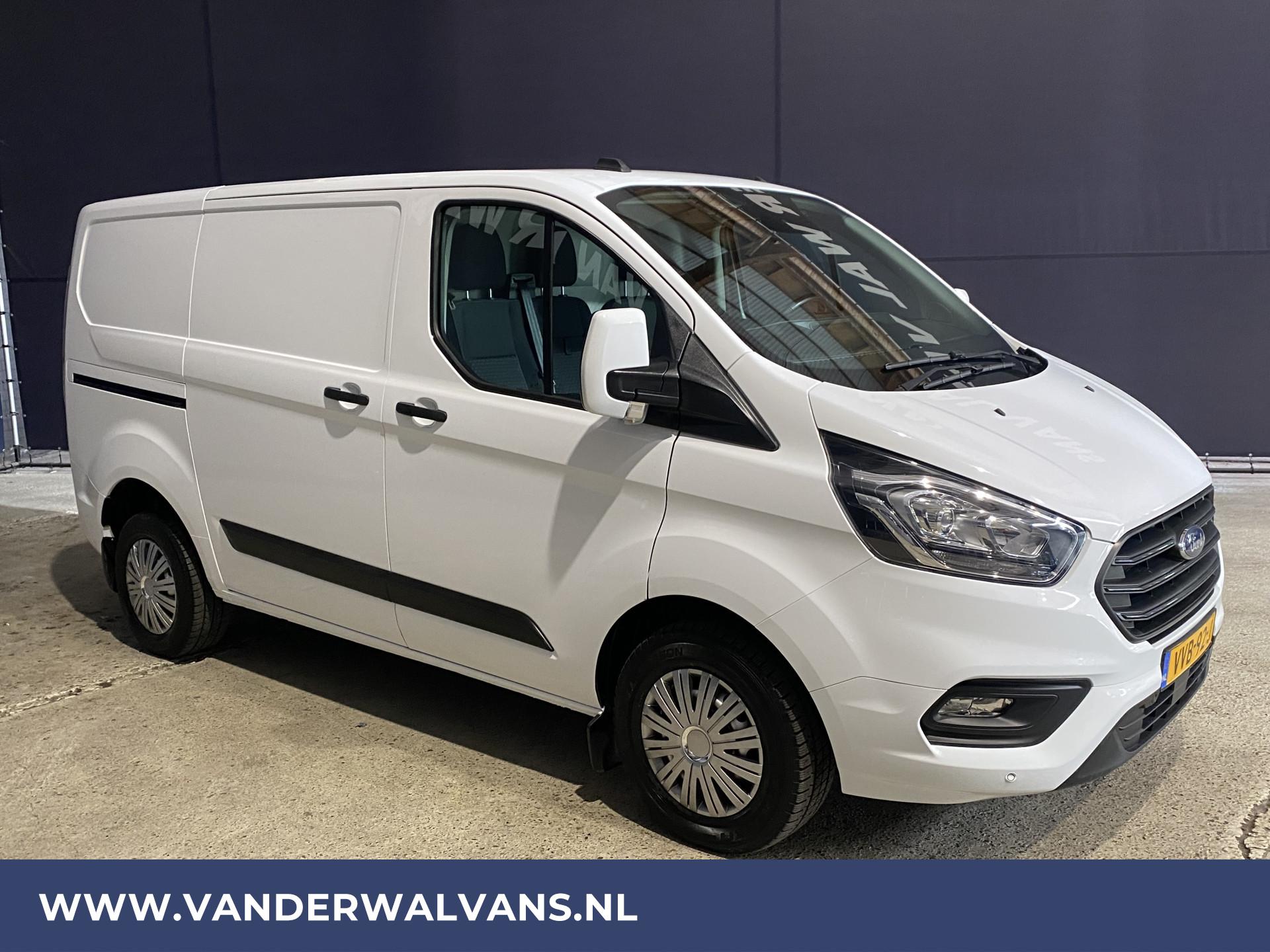 Foto 14 van Ford Transit Custom 2.0 TDCI 131pk L1H1 Euro6 Airco | Cruise | LED | Camera | 2500kg trekvermogen |