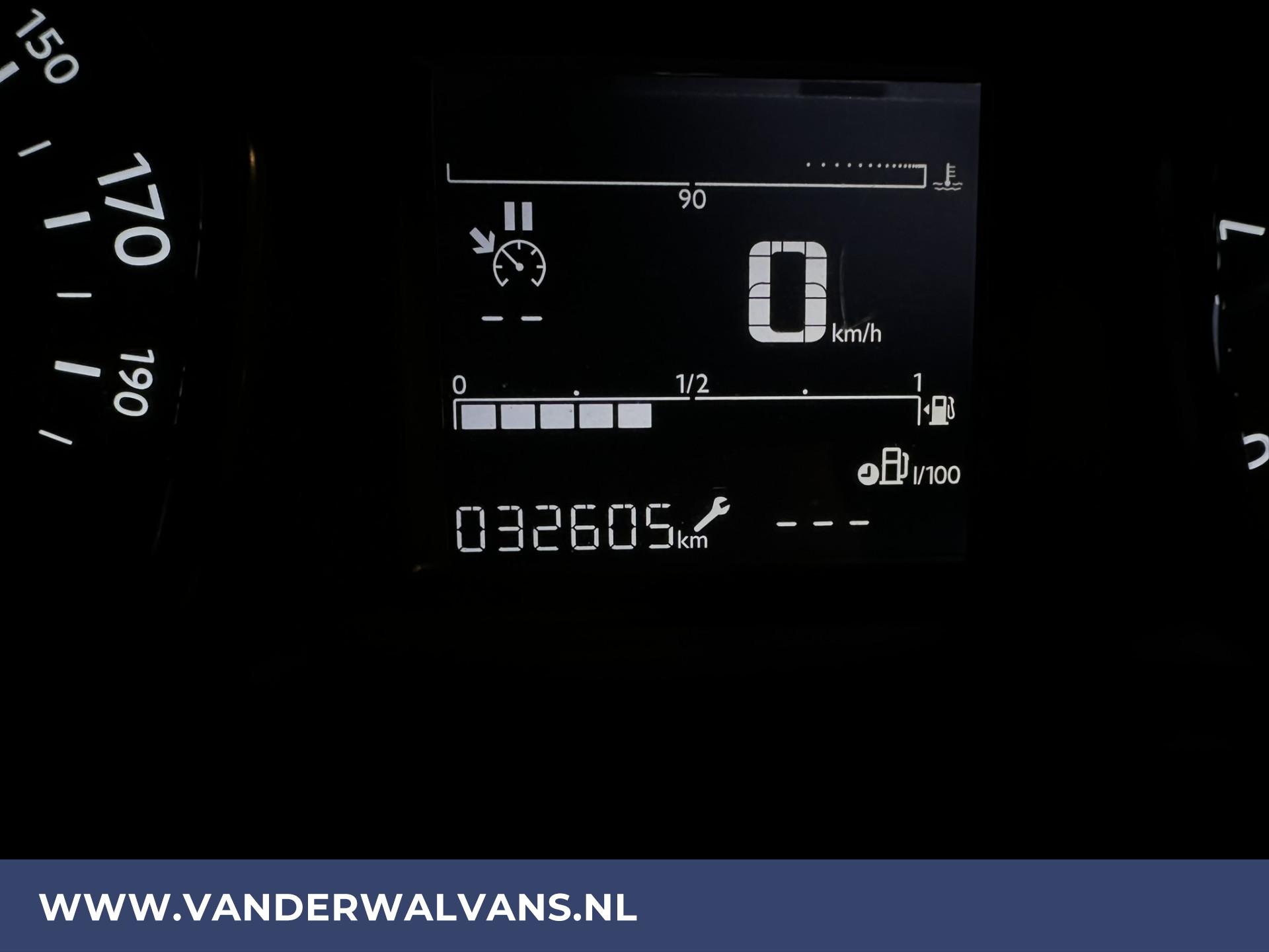 Foto 17 van Opel Vivaro 1.5 CDTI L2H1 Euro6 Airco | Cruisecontrol | 3-zits