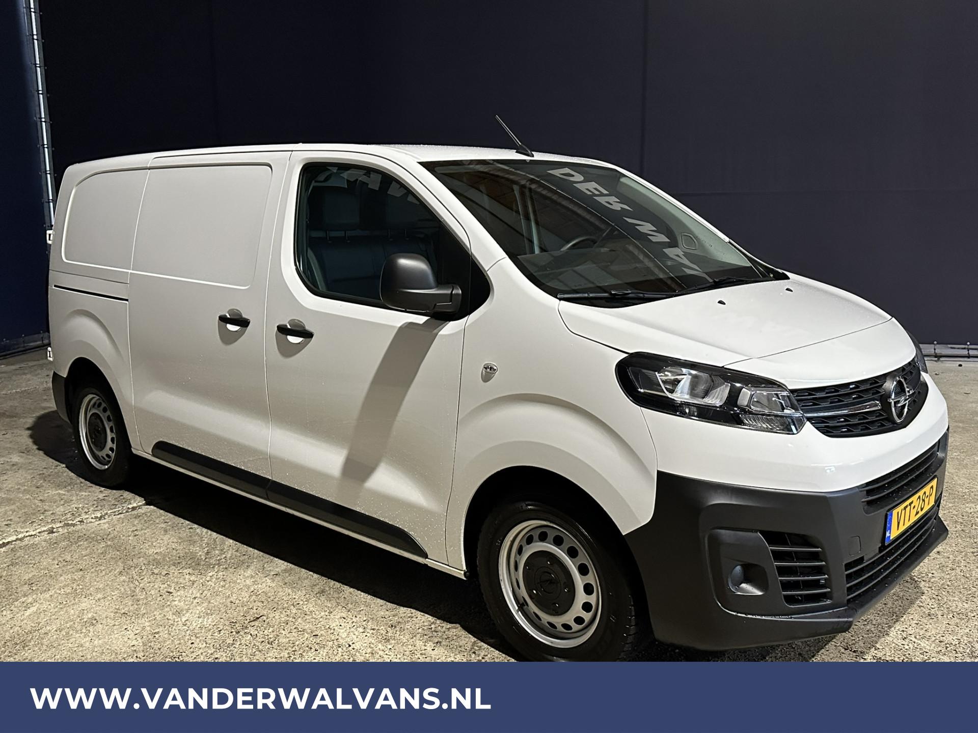 Foto 9 van Opel Vivaro 1.5 CDTI L2H1 Euro6 Airco | Cruisecontrol | 3-zits
