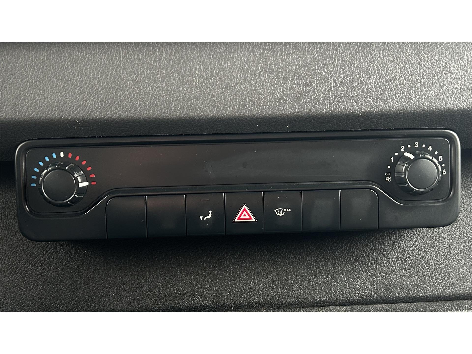 Foto 10 van Mercedes-Benz 314 CDI 143 PK / 3.5T / RWD / L2H2 / 1e EIGENAAR / 2.800 KG AHG / TREKHAAK