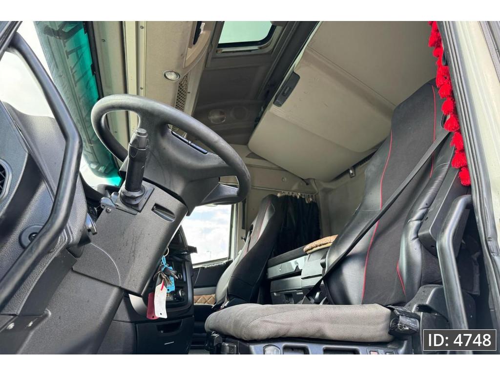 Side left