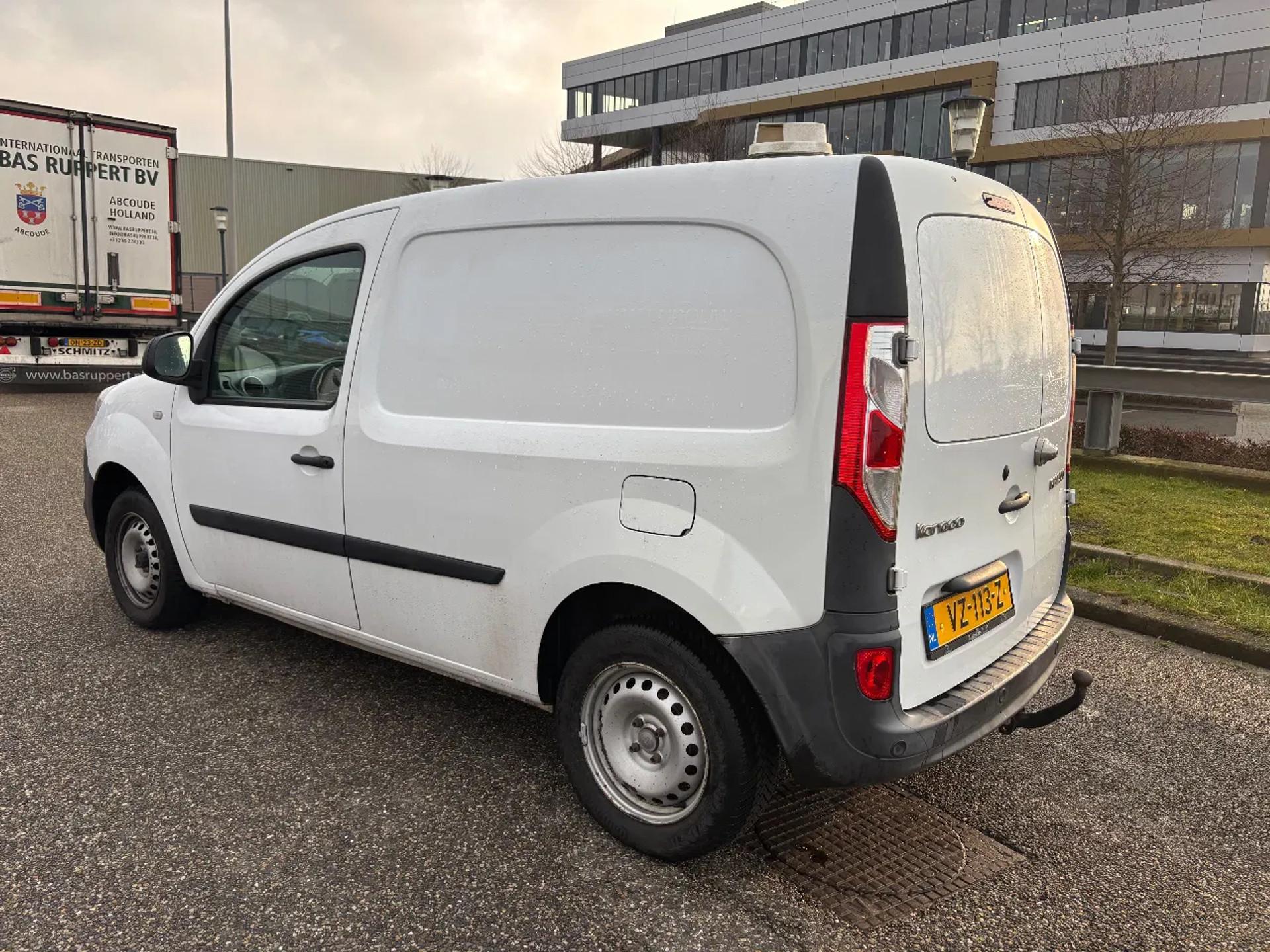 Foto 5 van Renault 1.5DCI L1H1 Airco Cruisecontrol Trekhaak EURO 6