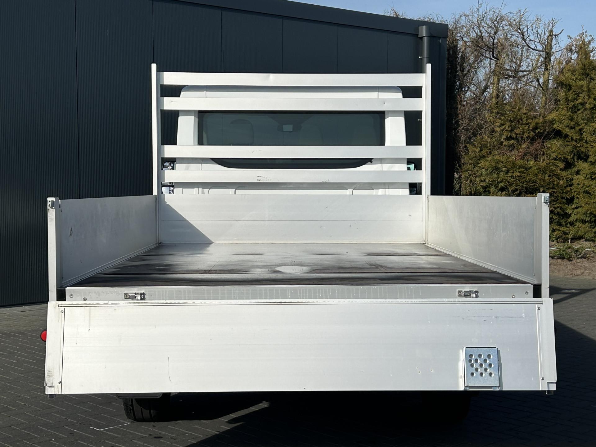 Foto 7 van Ford 350 2.0 TDCI 130 PK WB 395 / 4.408 KM !! / LANGE UITVOERING PICK UP / 1e EIG. / AIRCO / CRUISE / 2.800 KG AHG